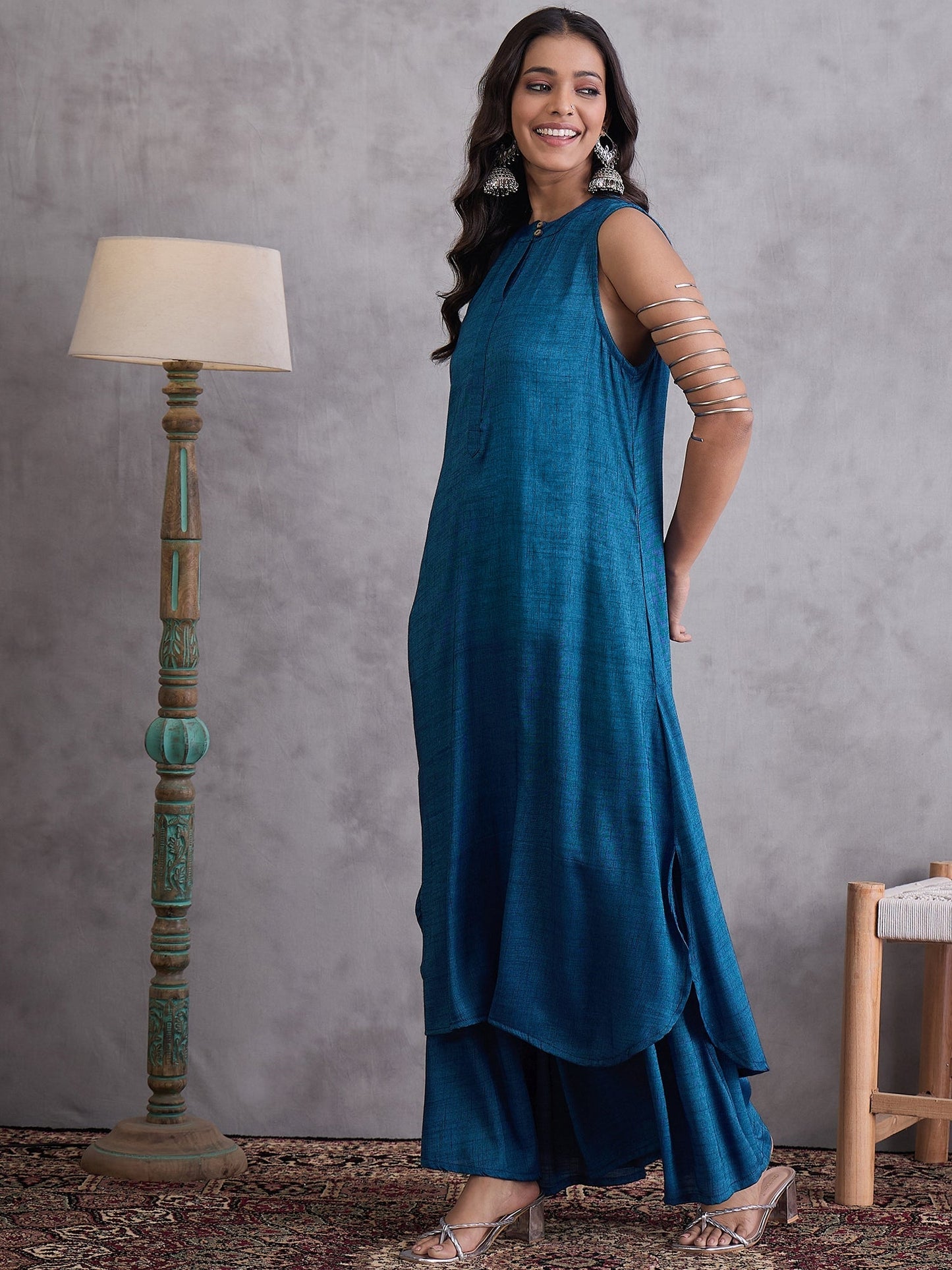 InWeave Peacock Blue Kurta Set - Swadesiicart