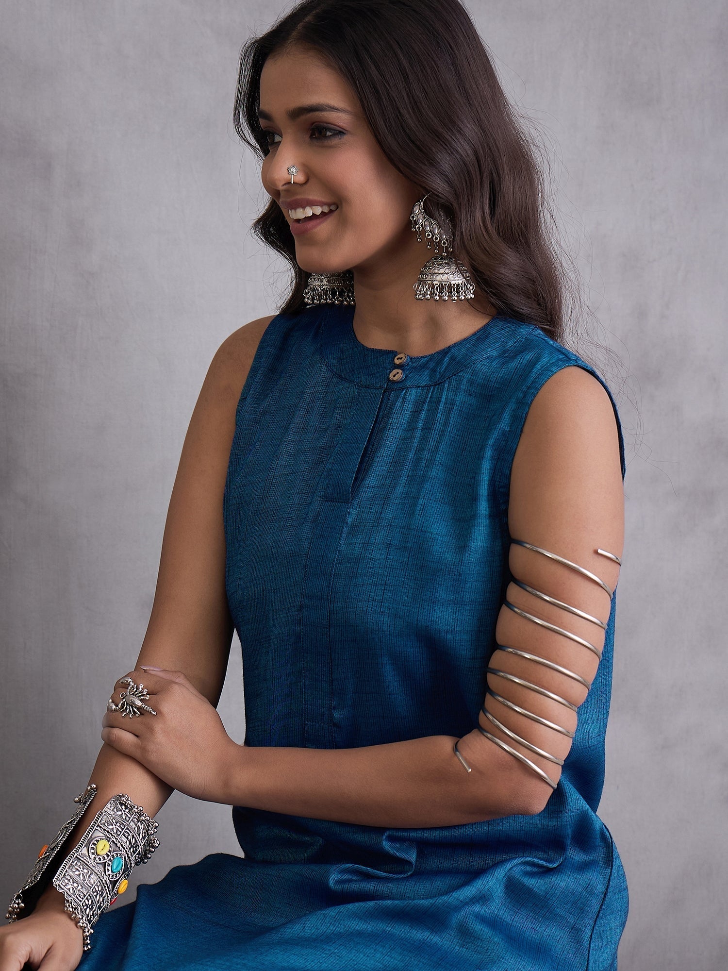 InWeave Peacock Blue Kurta Set - Swadesiicart