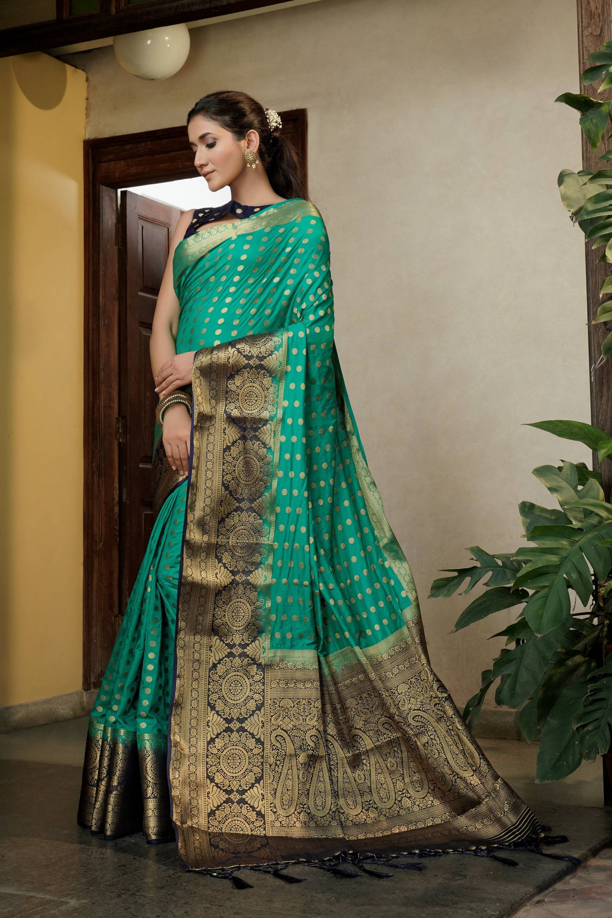 Vardha Teal Green Golden Zari Banarasi Raw Silk Saree | Swadesiicart