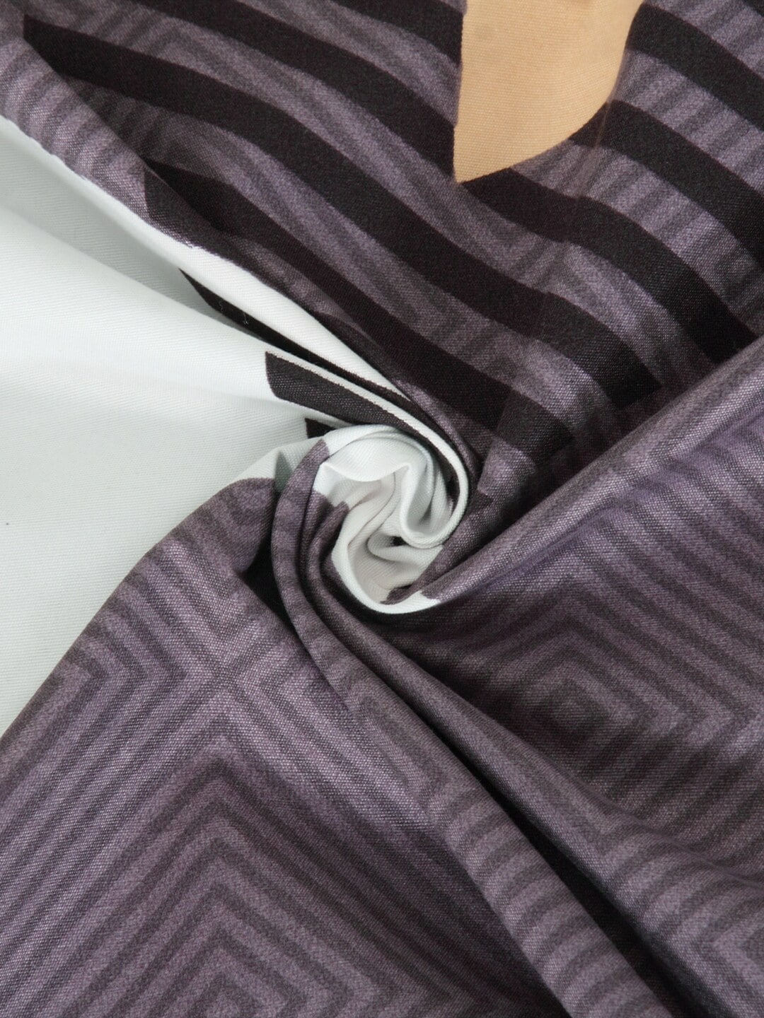 KLOTTHE Purple Geometric 210 TC Cotton Bedsheet with Pillow Covers - Swadesiicart