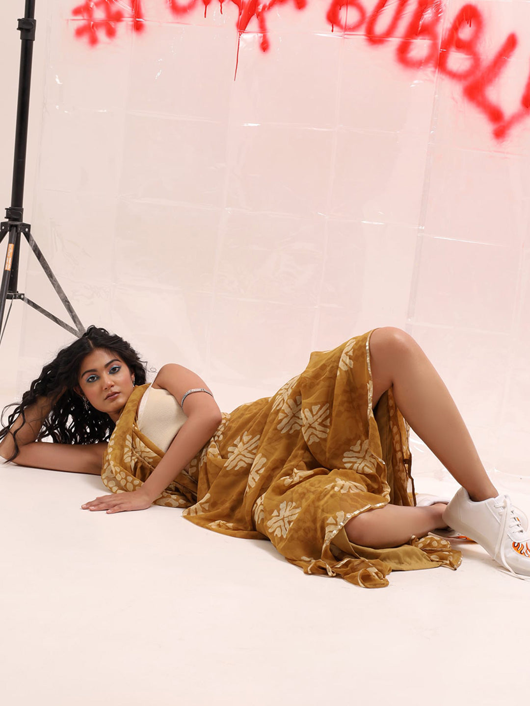 Tikhi Imli Batik Printed Georgette Saree | Swadesiicart