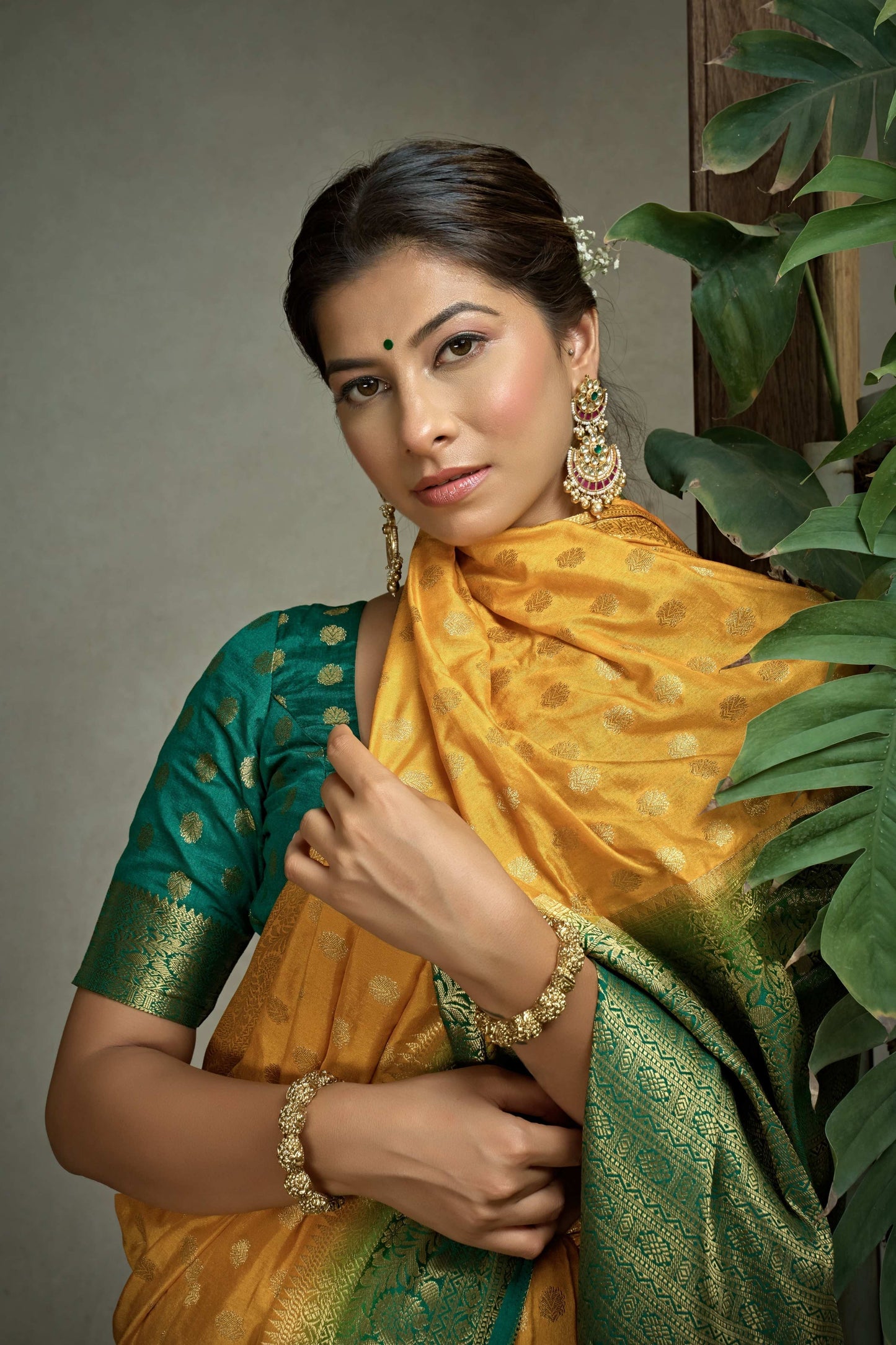 Vardha Scarlet Yellow Golden Zari Banarasi Raw Silk Saree | Swadesiicart