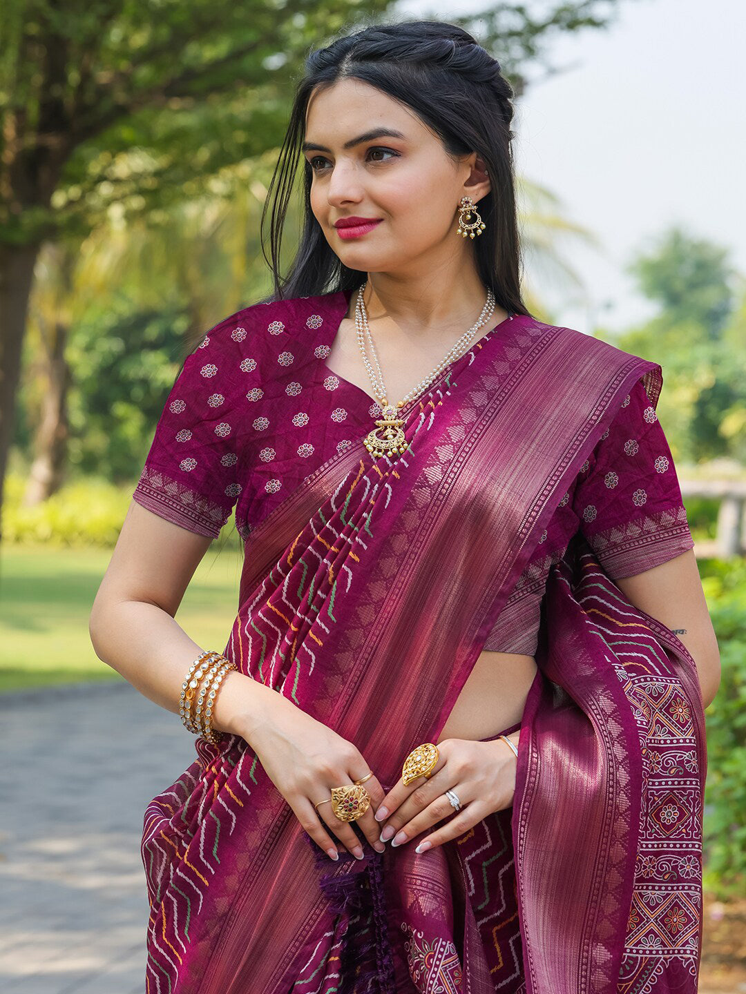 Tikhi Imli Leheriya Printed Zari Ready to Wear Saree | Swadesiicart