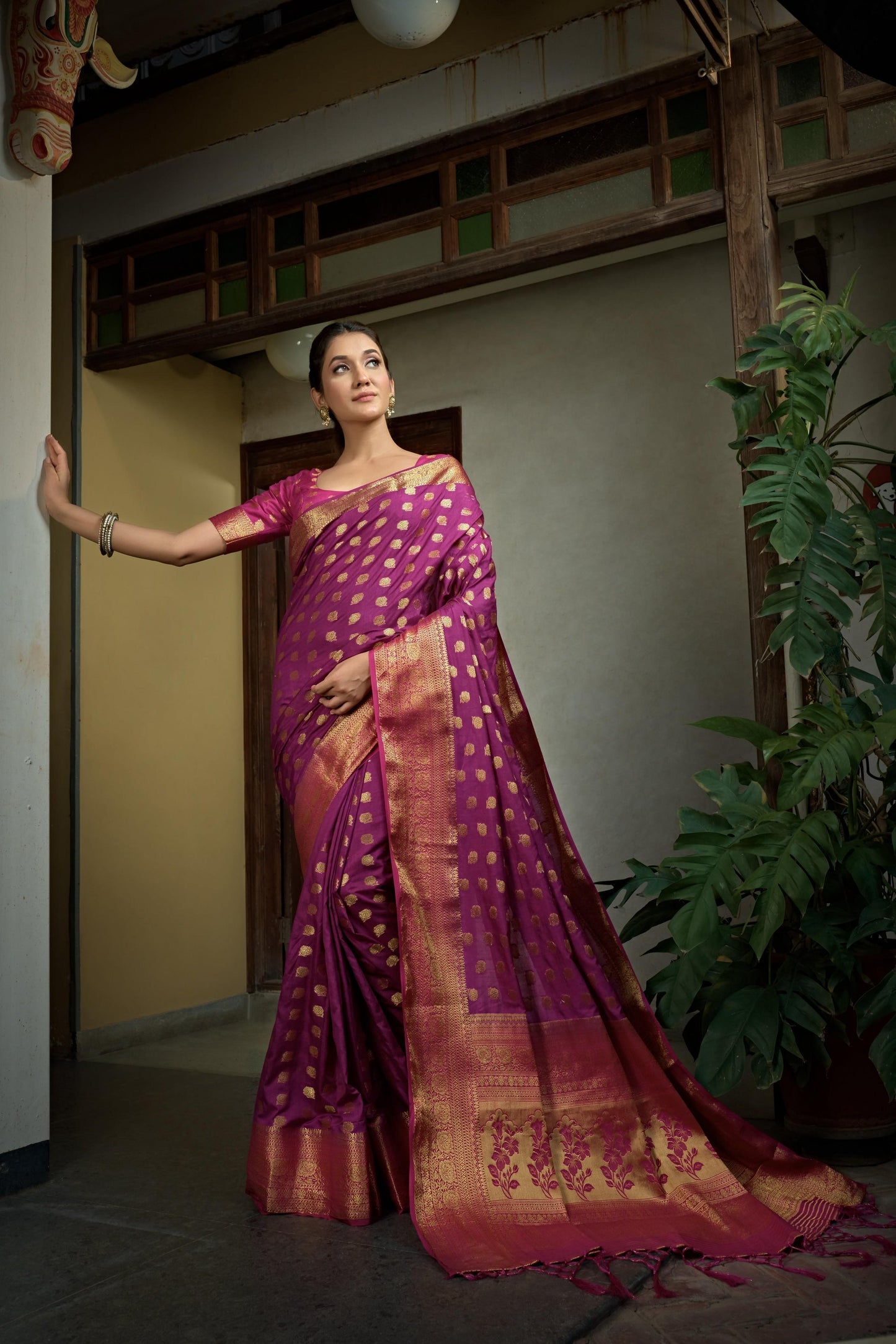 Vardha Magenta Pink Golden Zari Banarasi Raw Silk Saree | Swadesiicart