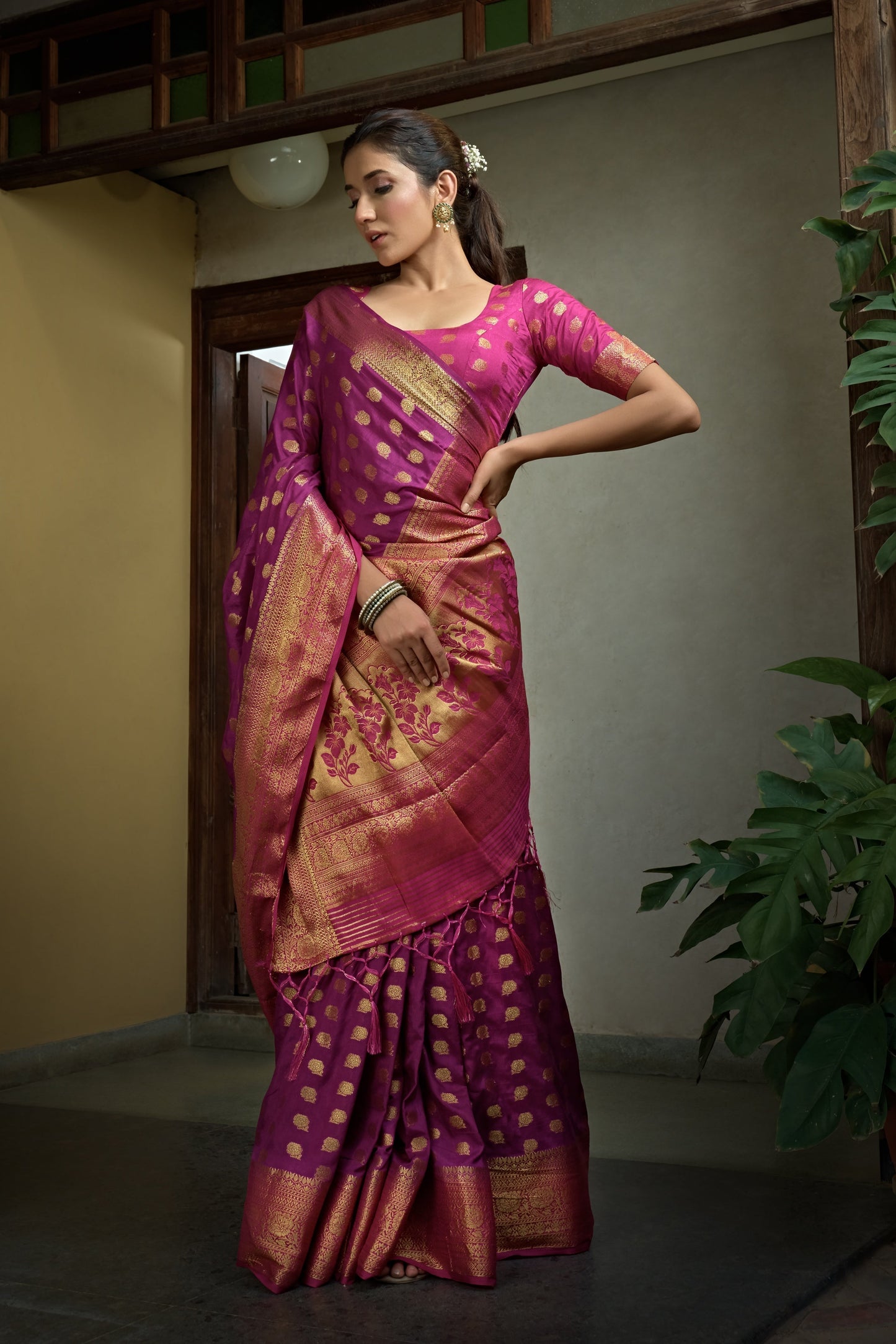 Vardha Magenta Pink Golden Zari Banarasi Raw Silk Saree | Swadesiicart