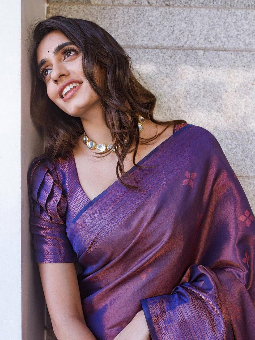 Kalini Woven Design Zari Silk Blend Banarasi Saree | Swadesiicart