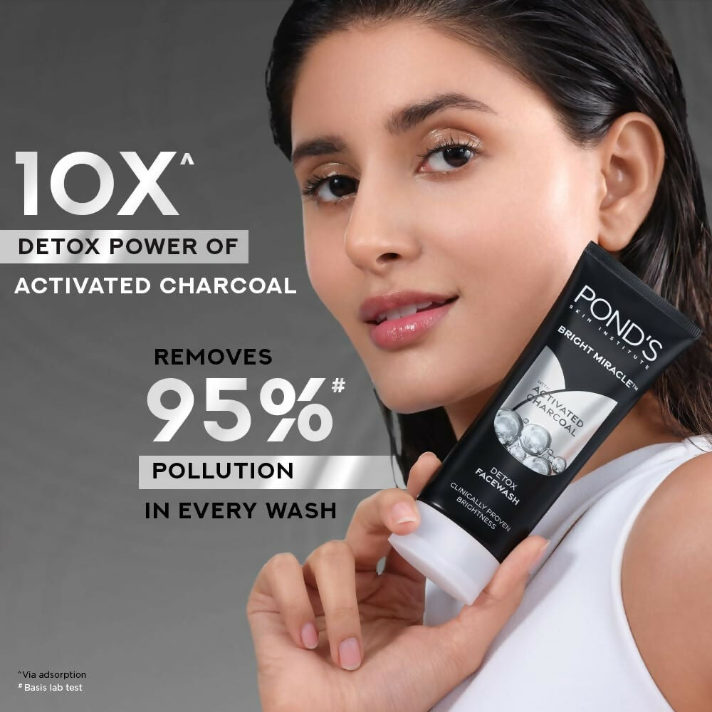 Ponds Bright Miracle Detox Facewash 10X Power of Activated Charcoal For Deep Cleaned Skin, Reveals Glow | Swadesiicart