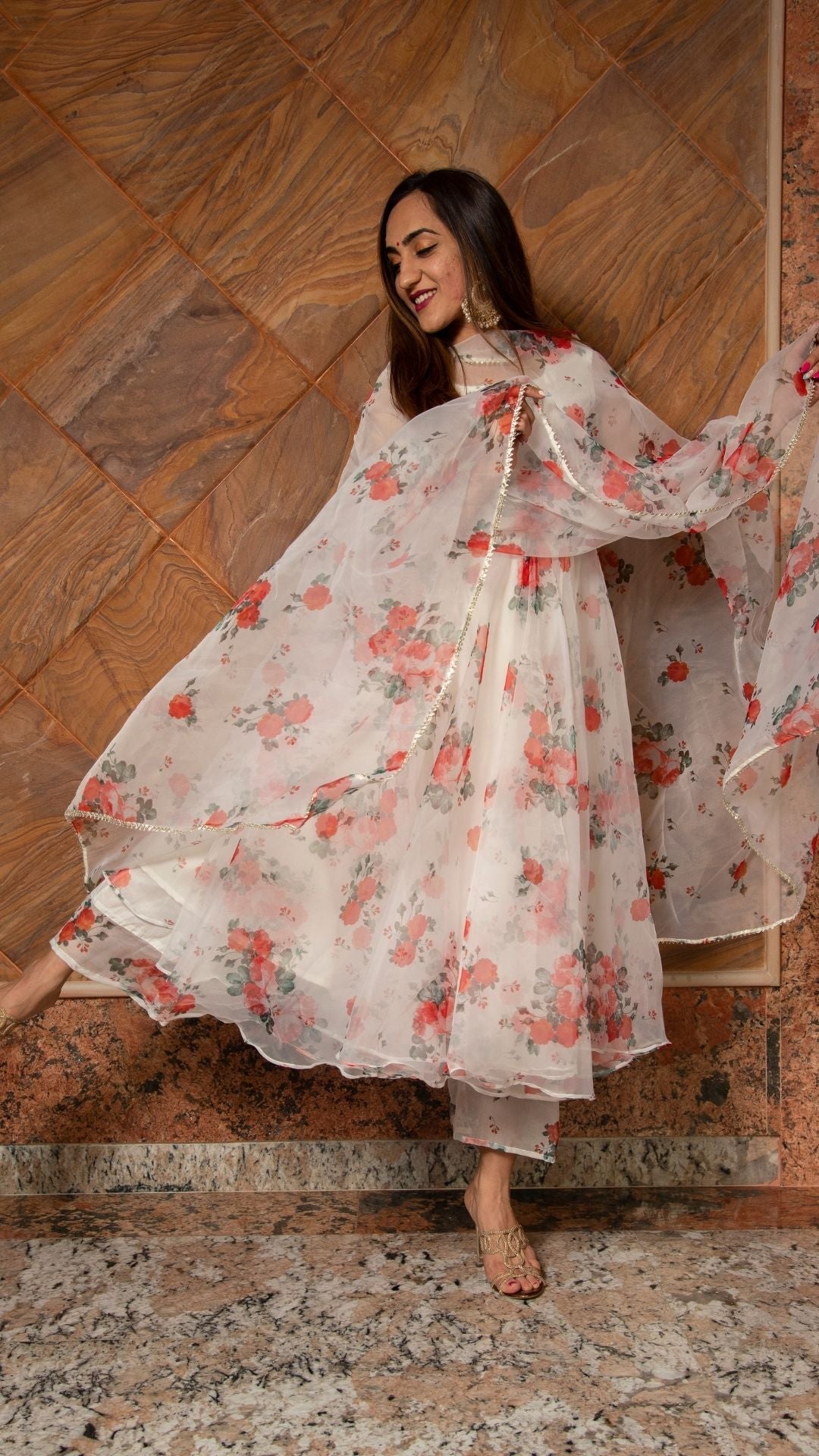 Pomcha Jaipur Red And White Floral Organza Anarkali Set | Swadesiicart