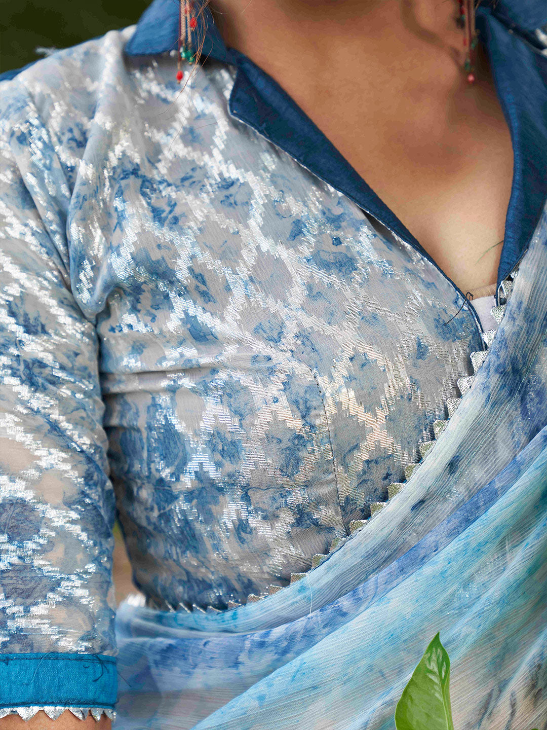 Tikhi Imli Tie and Dye Chiffon Saree | Swadesiicart