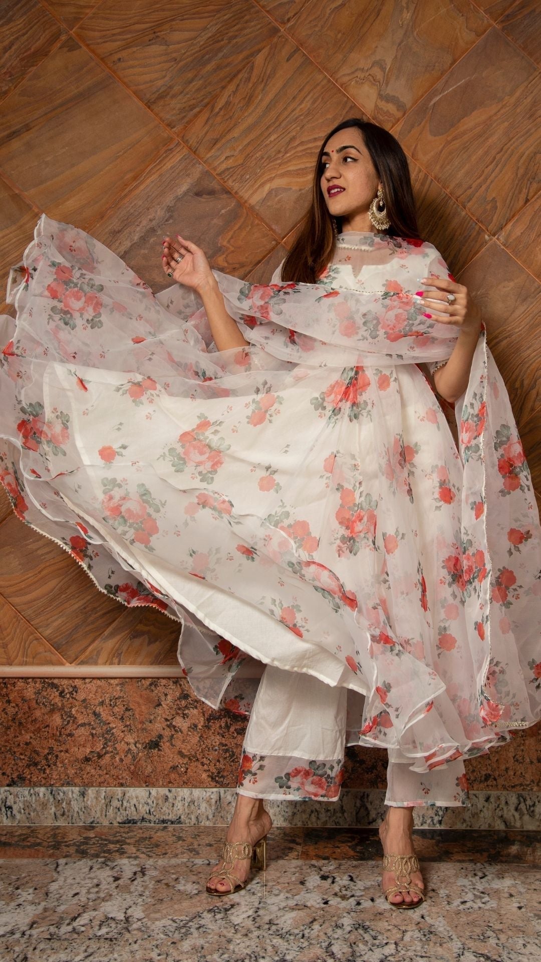 Pomcha Jaipur Red And White Floral Organza Anarkali Set | Swadesiicart