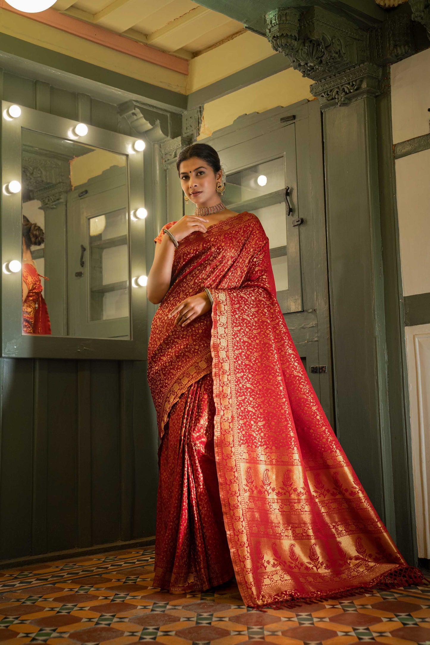 Vardha Maroon Red Golden Zari Banarasi Satin Silk Saree | Swadesiicart