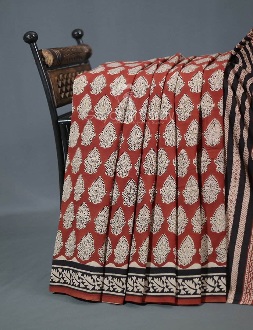Rust Red Coloured Combination Printed Cotton Saree By Gayathri Reddy Designer Studio | Swadesiicart