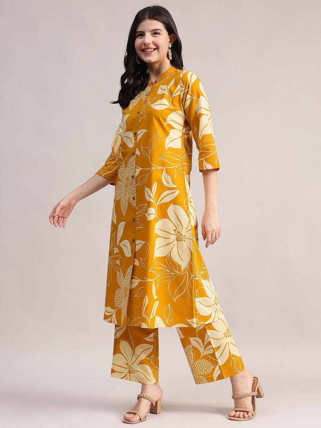 Aavyora Women's Mustard Yellow & White Floral Printed Cotton Co-Ord Set - Swadesiicart