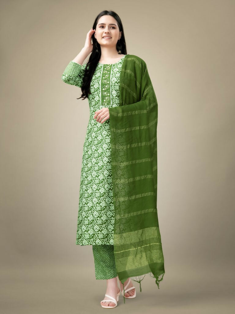 Jyoti Fashion Women's Green Rayon Embroidery & Sequence work Kurta with Trouser & Dupatta | Swadesiicart