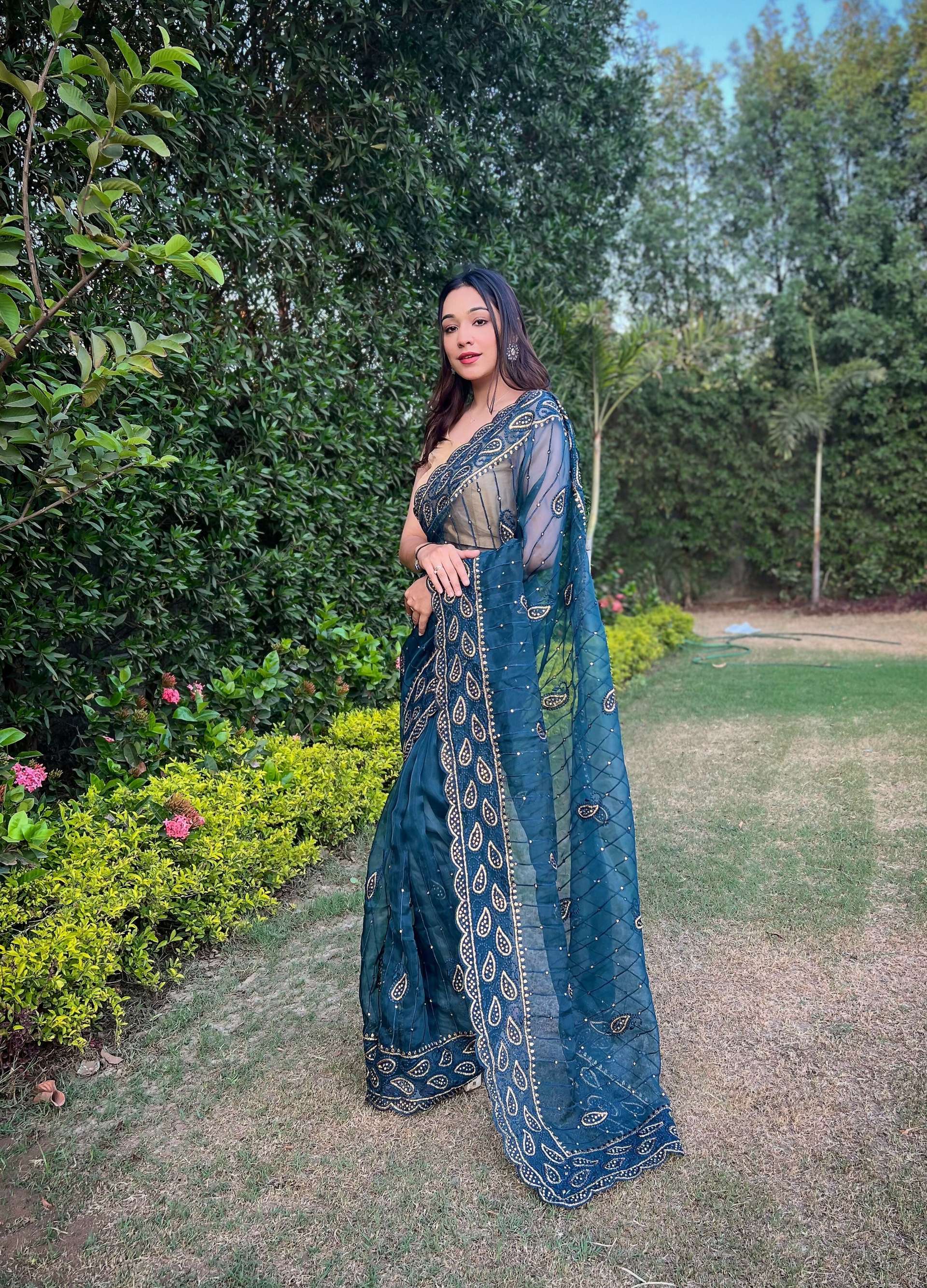 Vamsee Aaisa Blue Organza Saree - Swadesiicart