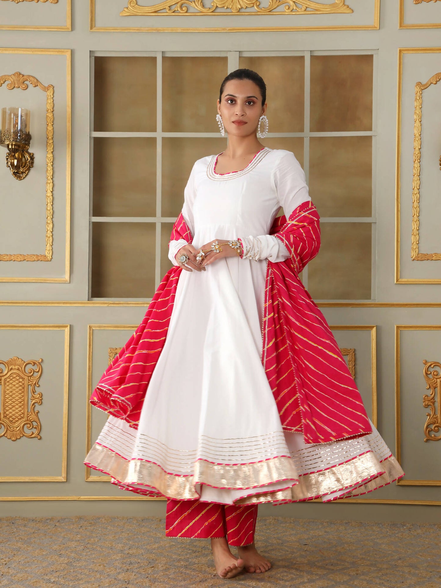Pomcha Jaipur White Saadgi Pink Leheriya White Anarkali Set | Swadesiicart