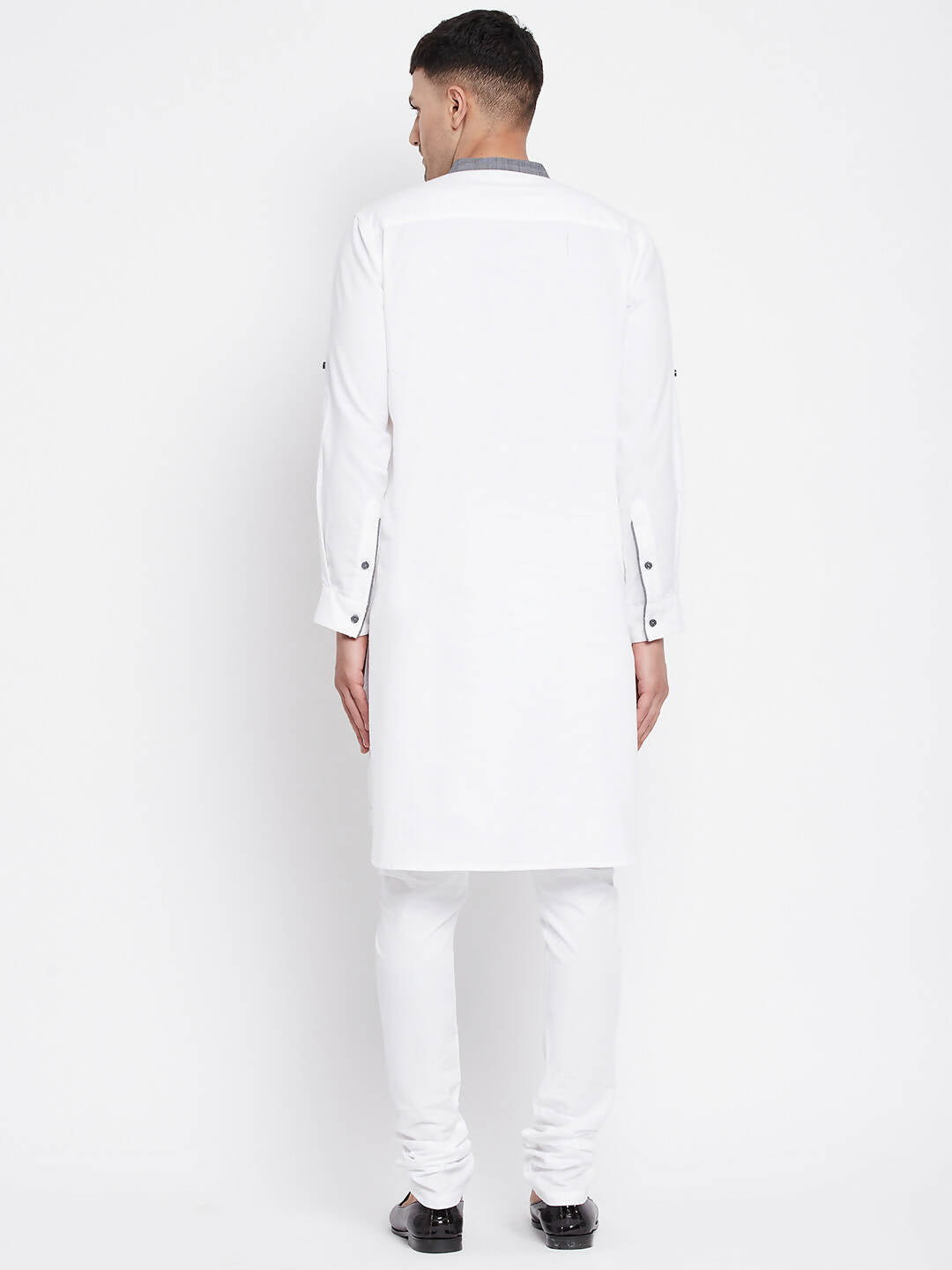 Even Apparels White Pure Cotton Men's Kurta With Contrast Collar And Placket | Swadesiicart