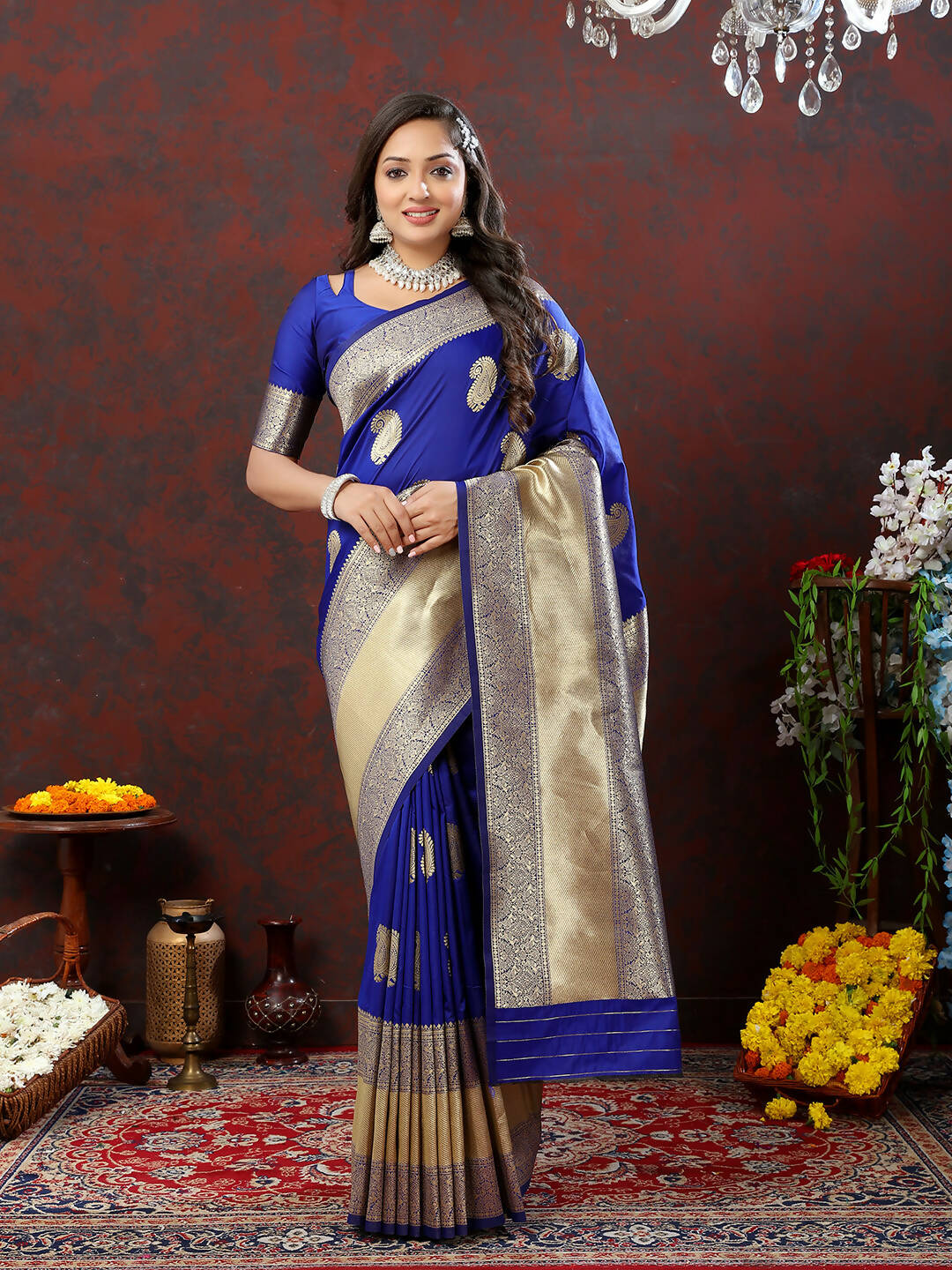 Lorenvalley Fashion Blue Soft Silk Woven Design Gold Zari Weaving Saree - Swadesiicart