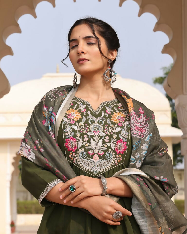 Jyoti Fashion Women's Mehendi Cotton Silk Hand Work with Floral Printed Kurta Set | Swadesiicart