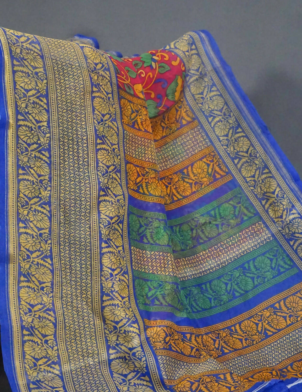 Shades Of Rani Pink Kalamkaari Design Semi Chanderi Saree With Contrast Blouse By Gayathri Reddy Designer Studio | Swadesiicart