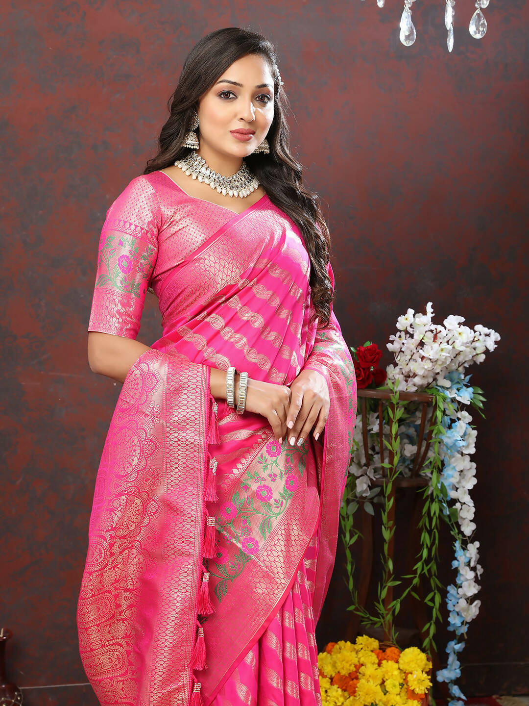Lorenvalley Fashion Pink Soft Silk Woven Design with Zari Weaving Leheriya Design Saree - Swadesiicart