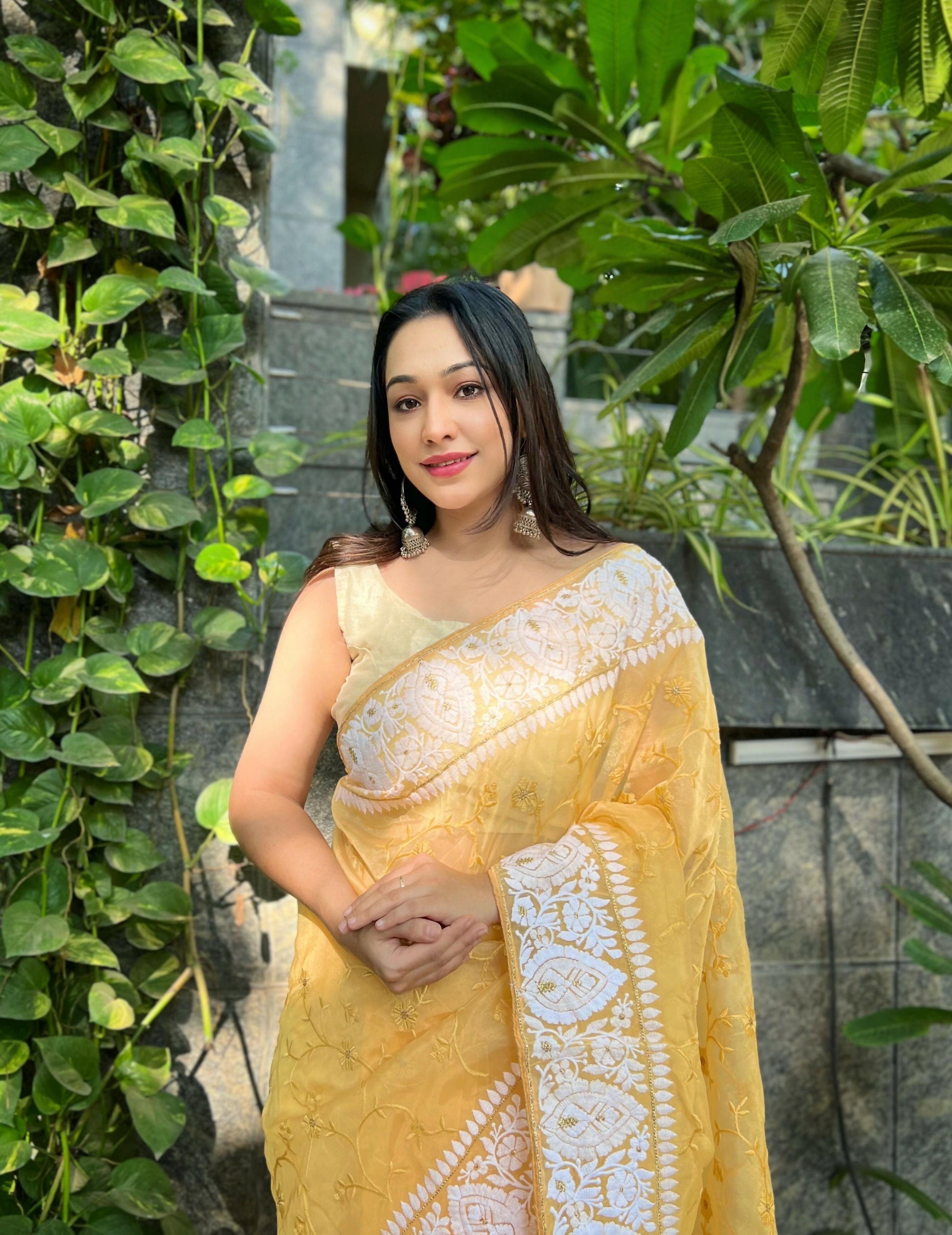 Vamsee Palak Saavi Yellow Organza Saree - Swadesiicart