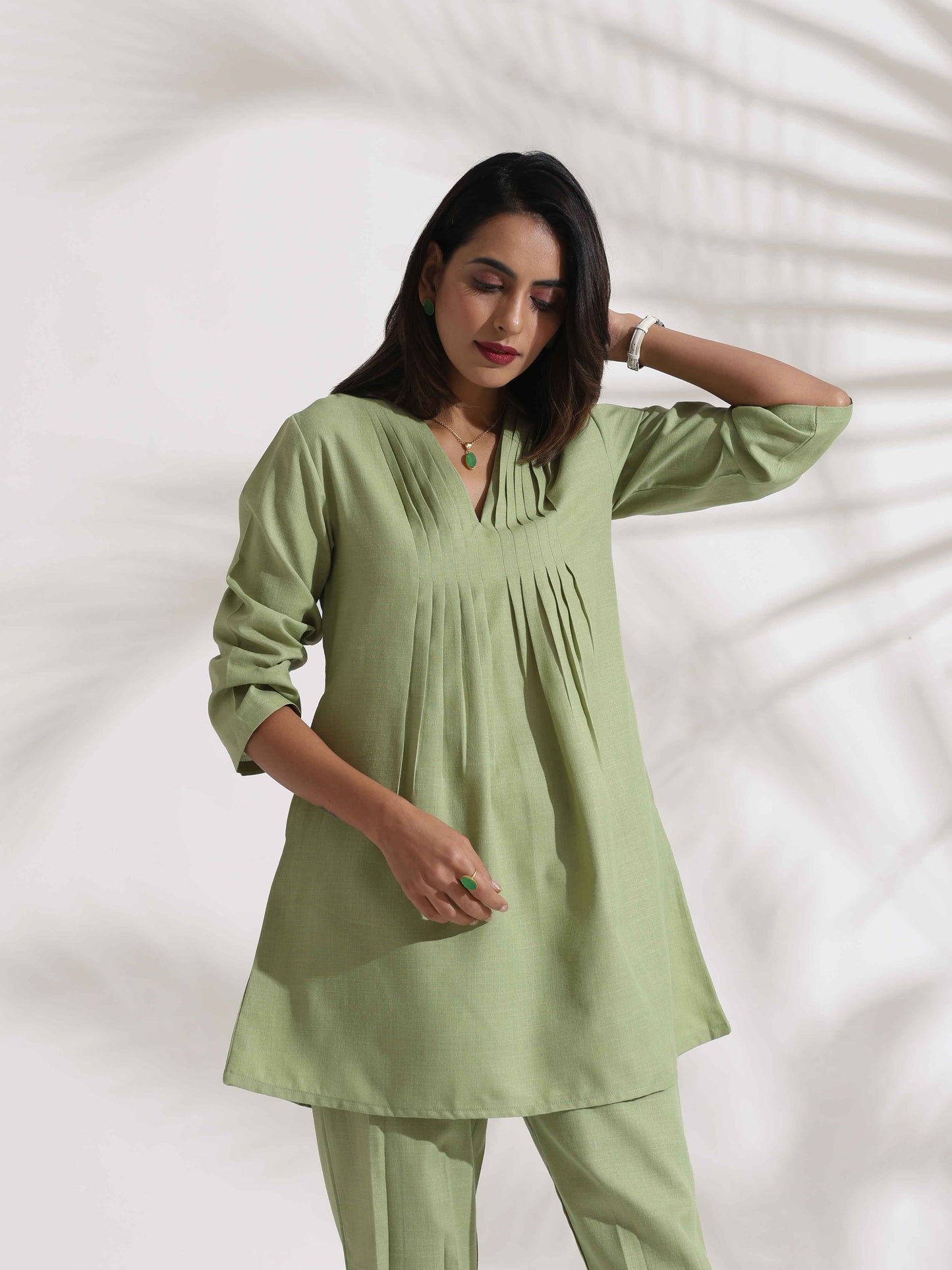 trueBrowns Green Slub Pleated Co-ord Set - Swadesiicart