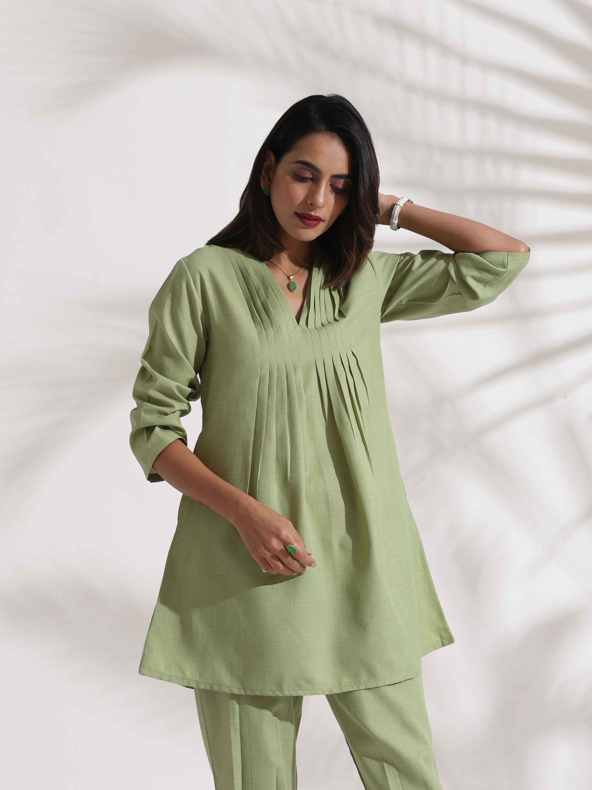 trueBrowns Green Slub Pleated Co-ord Set - Swadesiicart