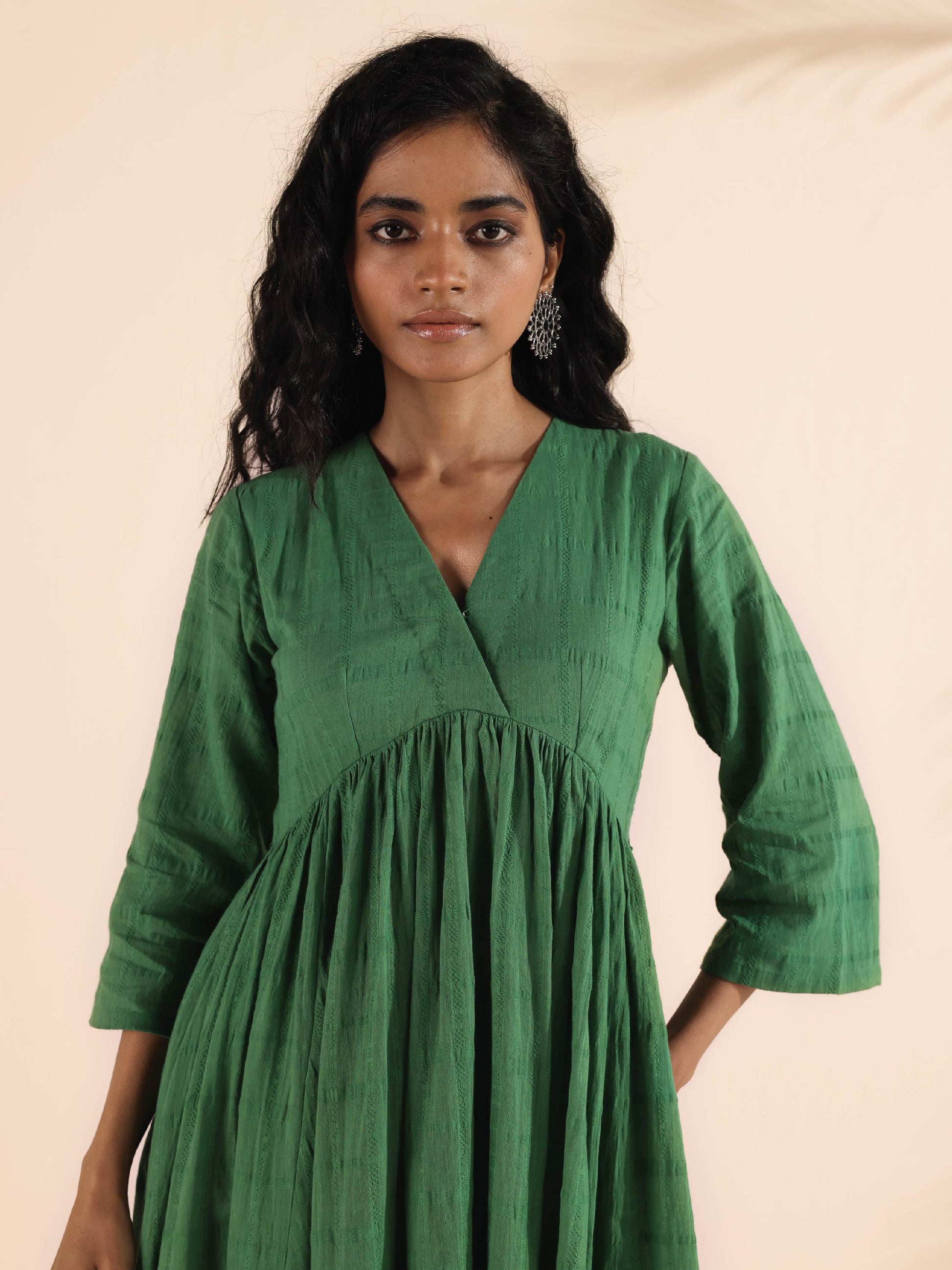 trueBrowns Green Cotton Dobby Flared Kurta Pant Set | Swadesiicart