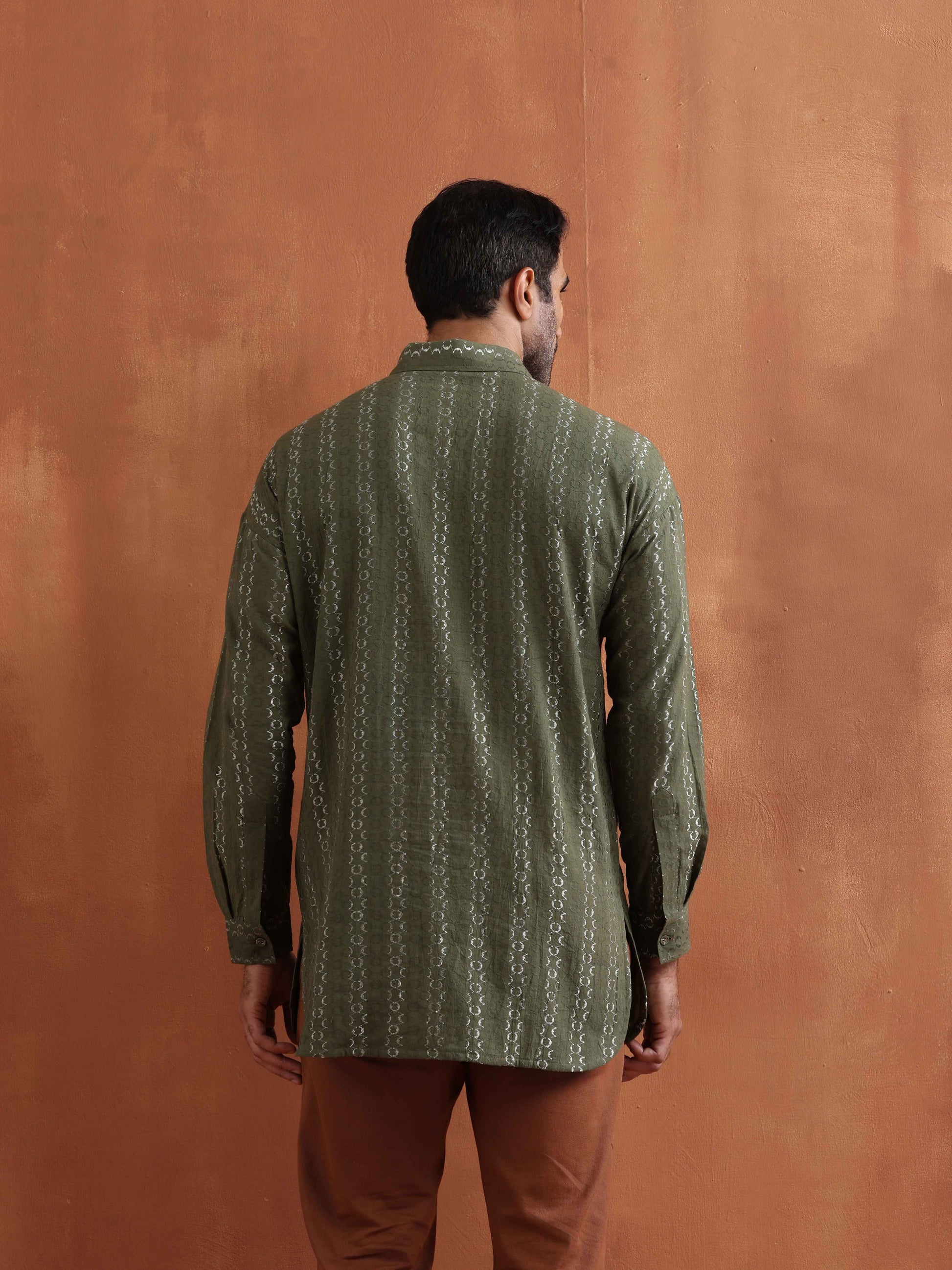 trueBrowns Men's Olive Green Cotton Dobby Short Kurta | Swadesiicart