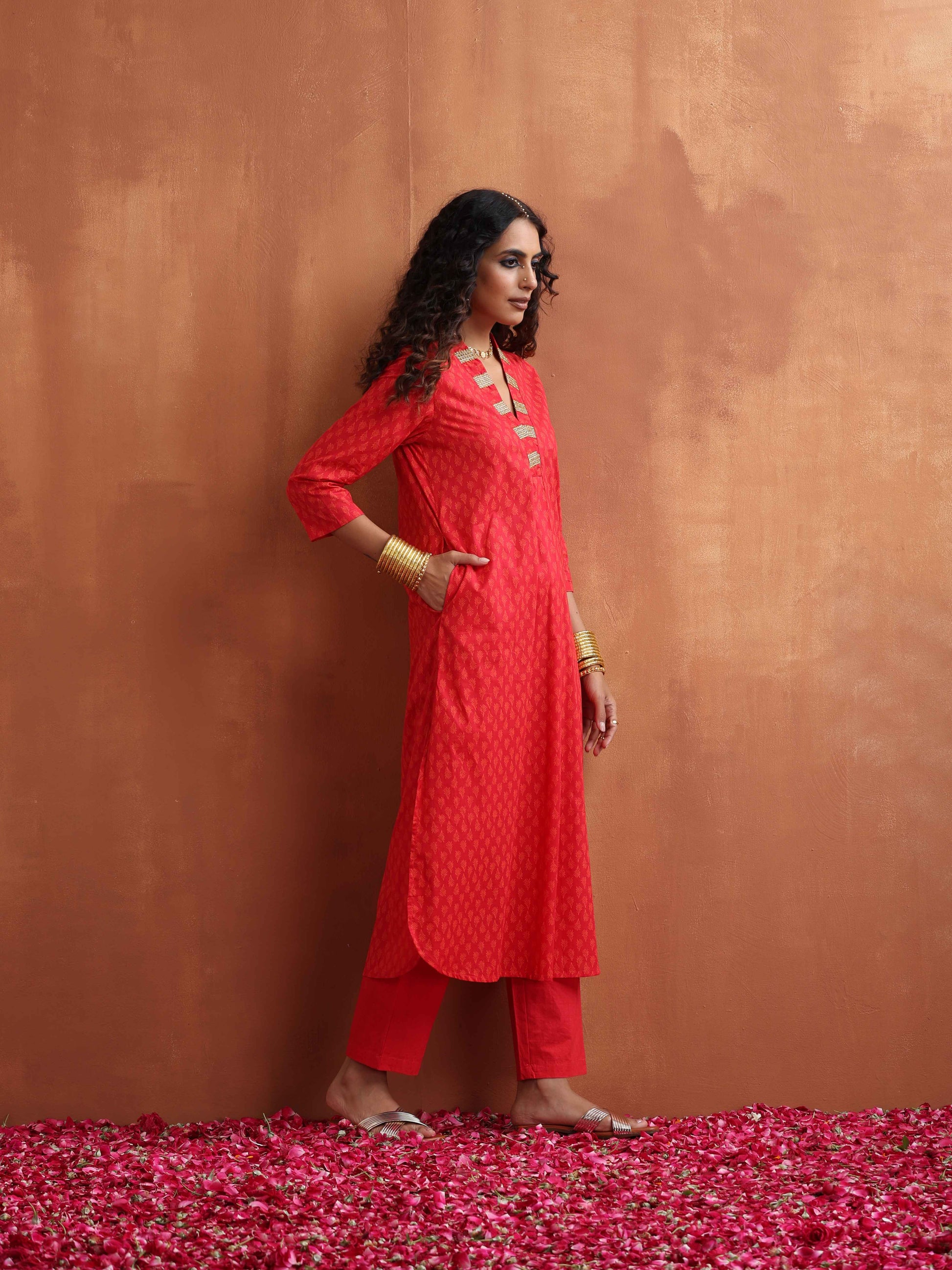 trueBrowns Red Print A-line Kurta Set | Swadesiicart