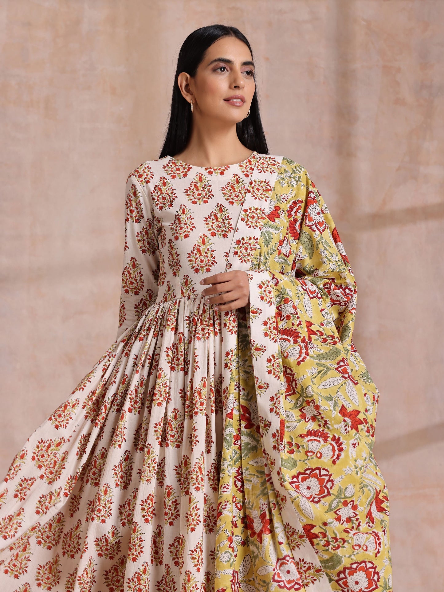 trueBrowns White With Red Yellow Buta Block Print Cotton Kurta Pant Dupatta Set | Swadesiicart