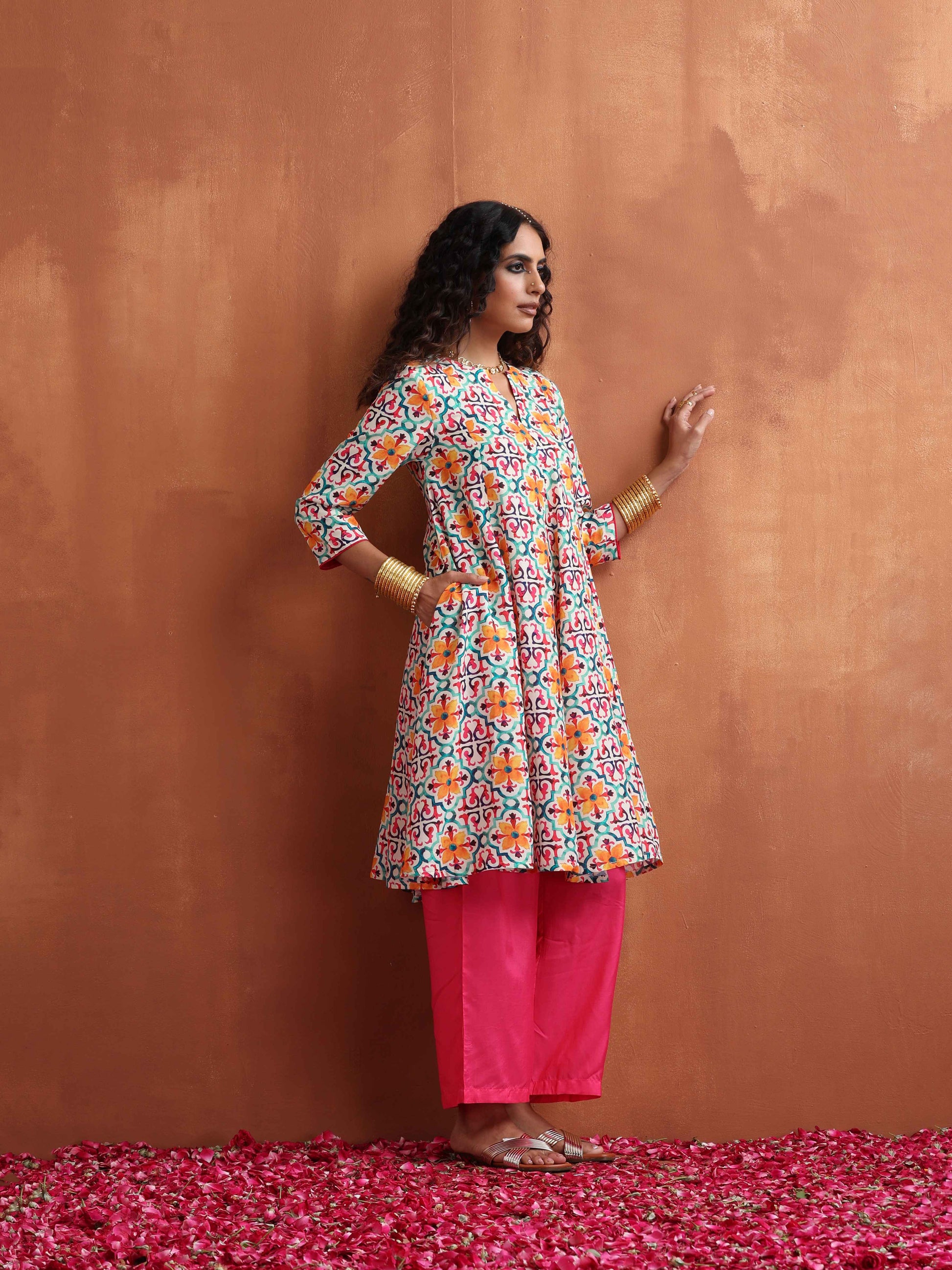 trueBrowns Off White Print Flared Anarkali Kurta Co-ord Set - Swadesiicart