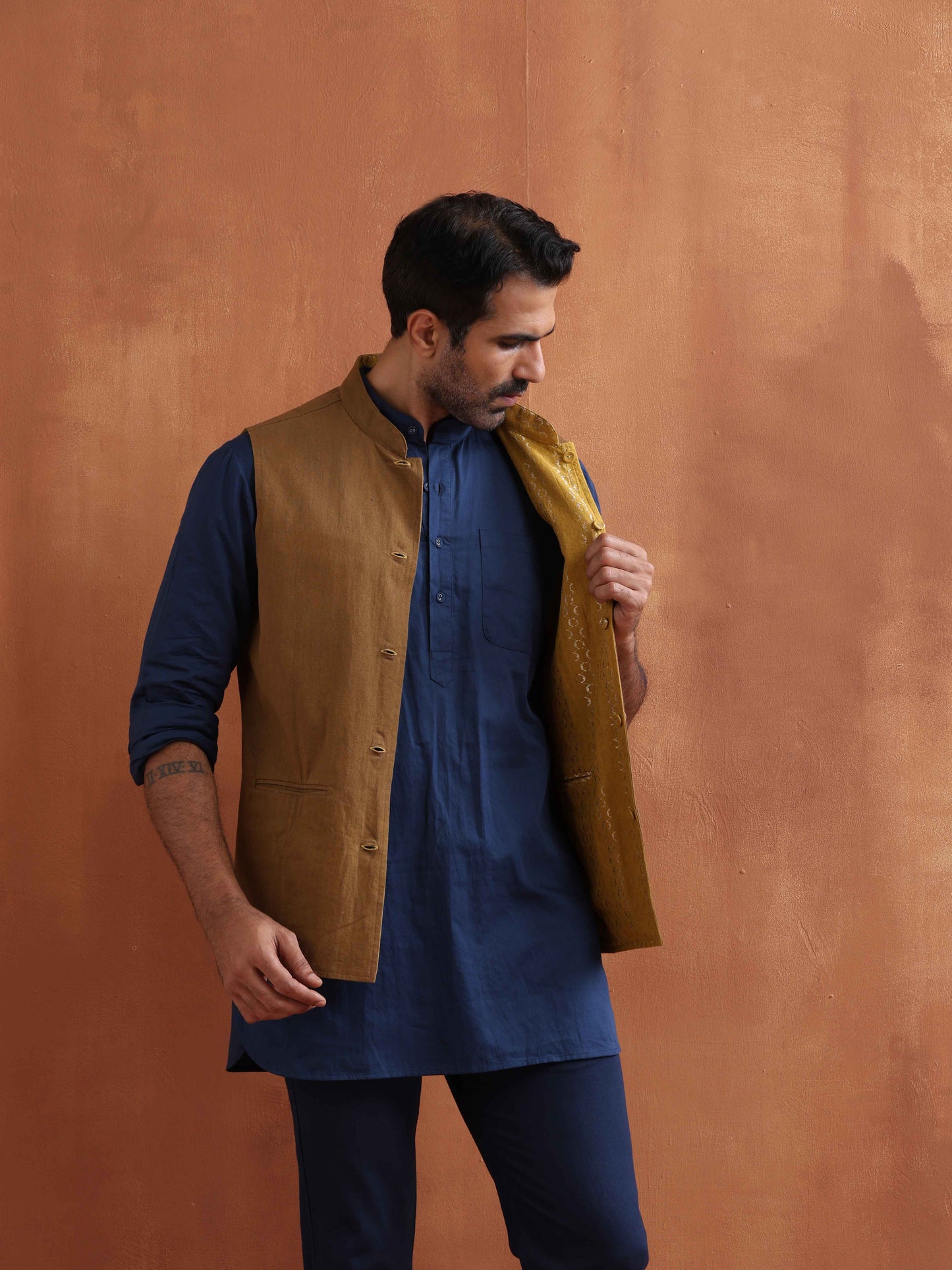 trueBrowns Men's Mustard Cotton Dobby Reversible Nehru Jacket | Swadesiicart