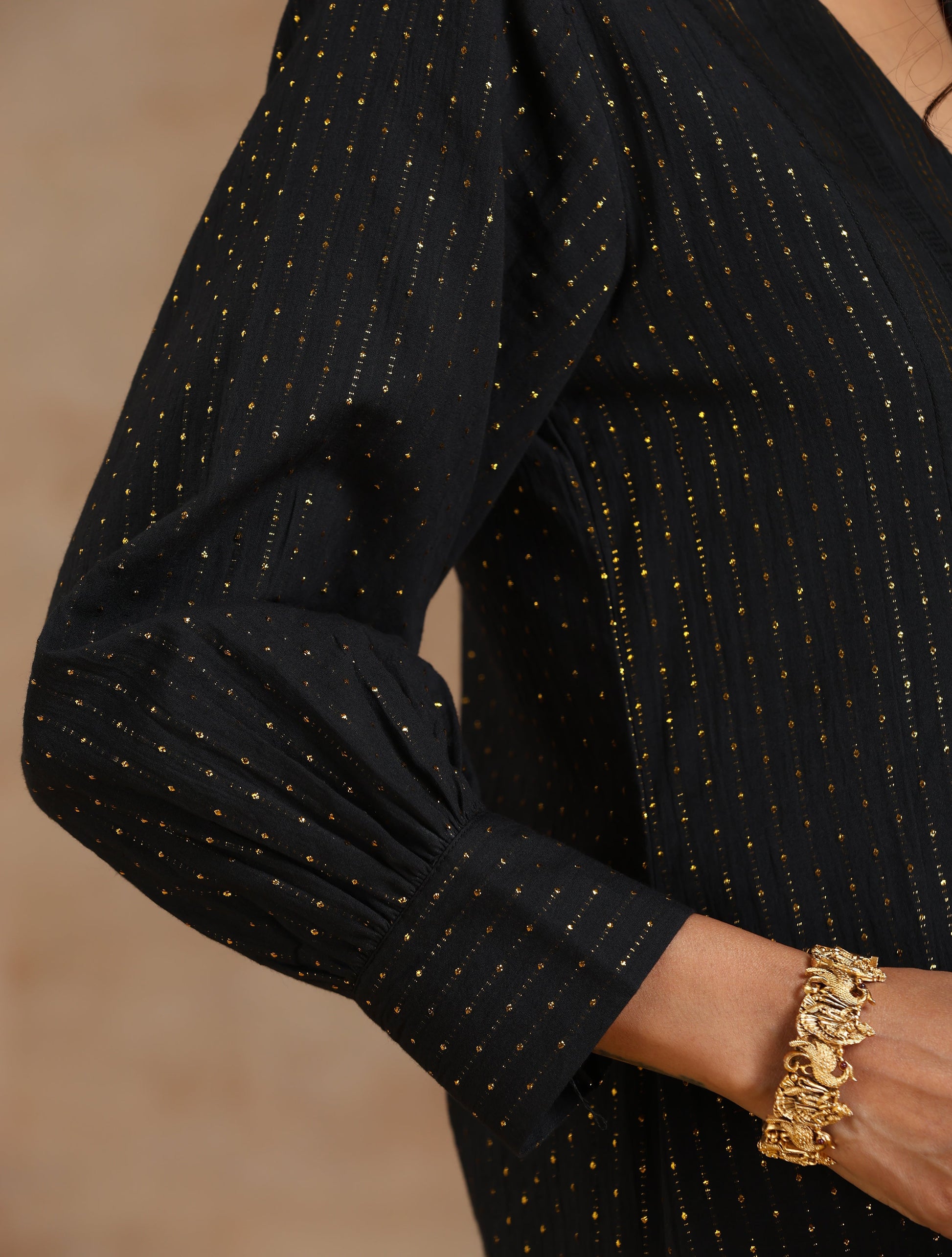 trueBrowns Black Gold Cotton Overlap Yoke Kurta Set | Swadesiicart