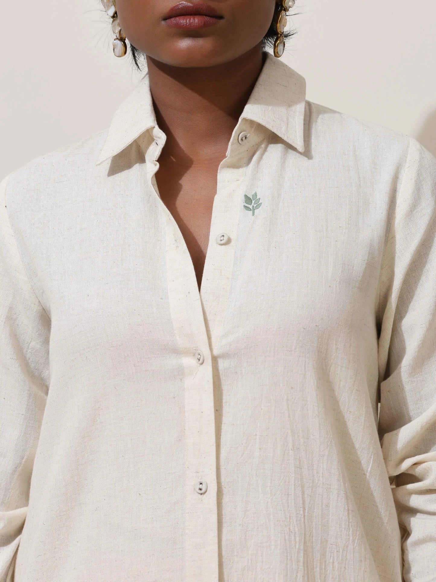 trueBrowns Off-White Cotton Linen Kurta Co-Ord Set - Swadesiicart