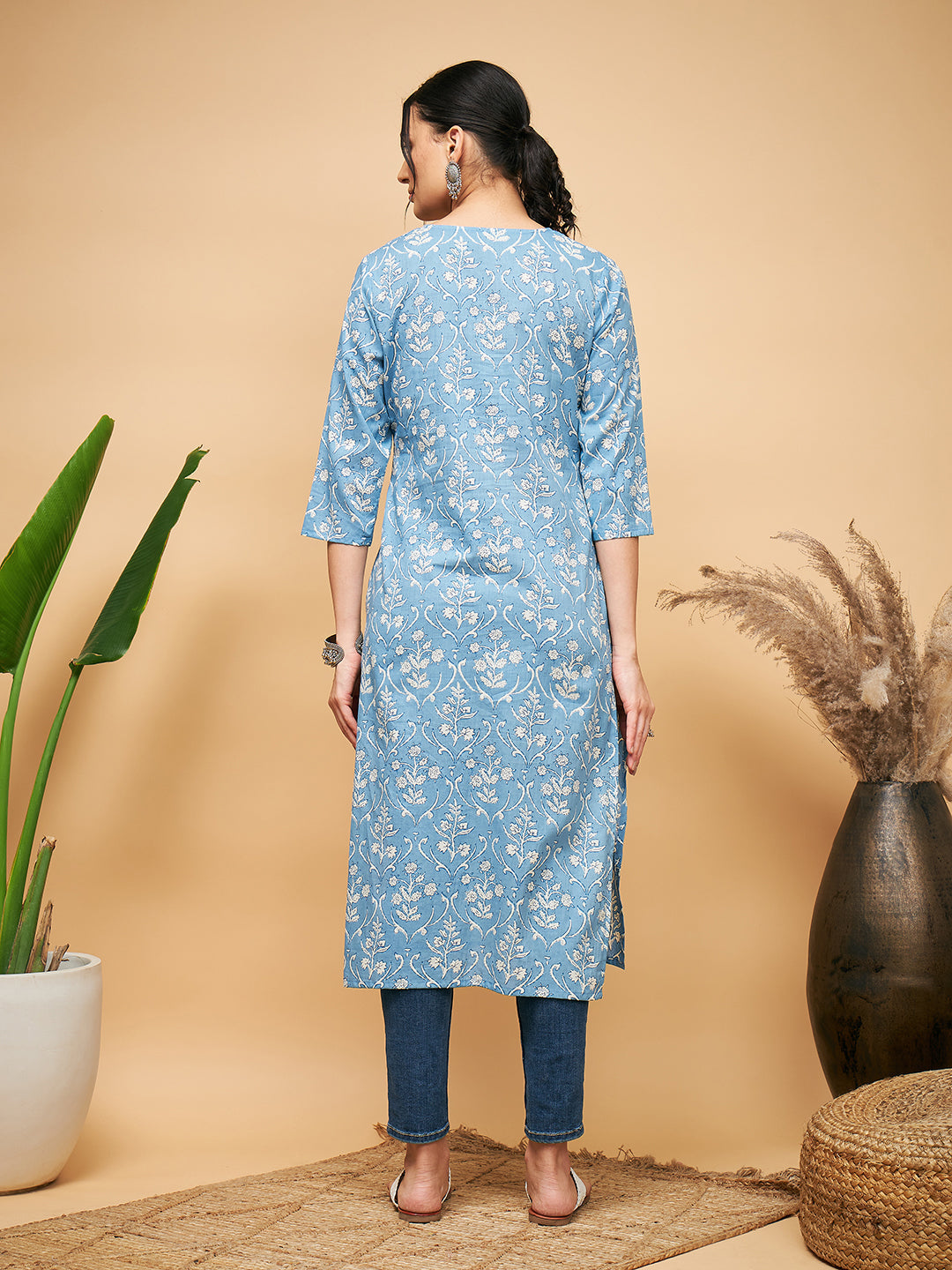 InWeave Women's Powder Blue White Print Lace Straight Kurta - Swadesiicart