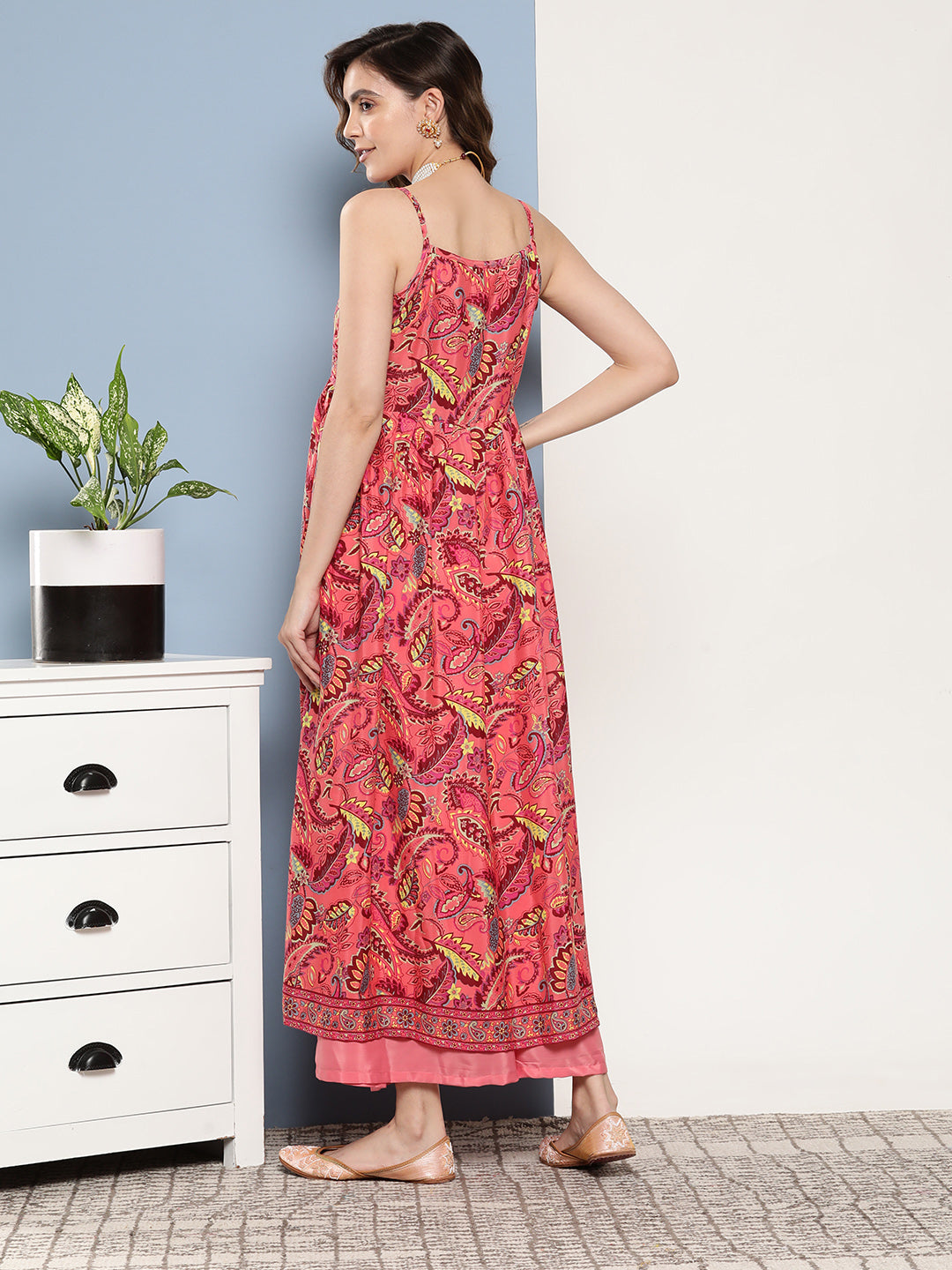 InWeave Women's Camelia Pastel Peach Print Strappy Kurta Set - Swadesiicart