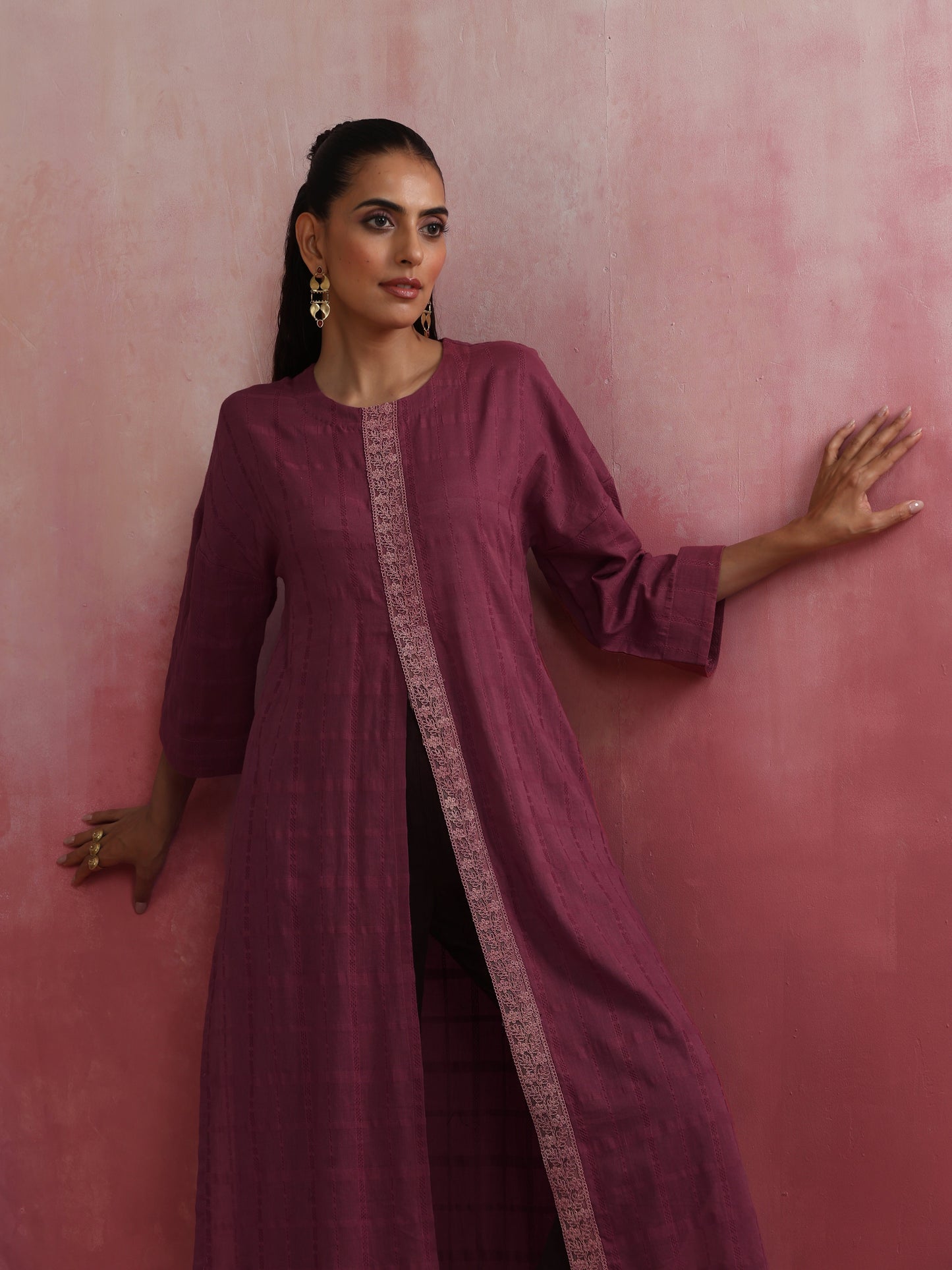 trueBrowns Mauve Cotton Dobby Front Slit Kurta Set | Swadesiicart