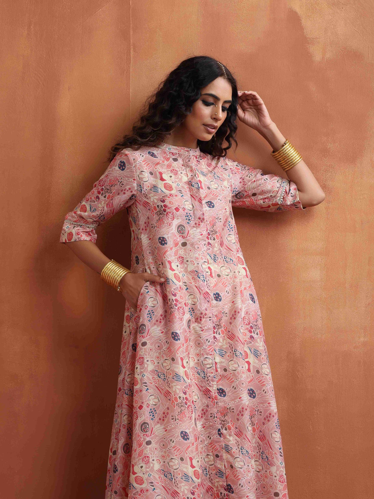 trueBrowns Pink Flared Anarkali Kurta Set | Swadesiicart
