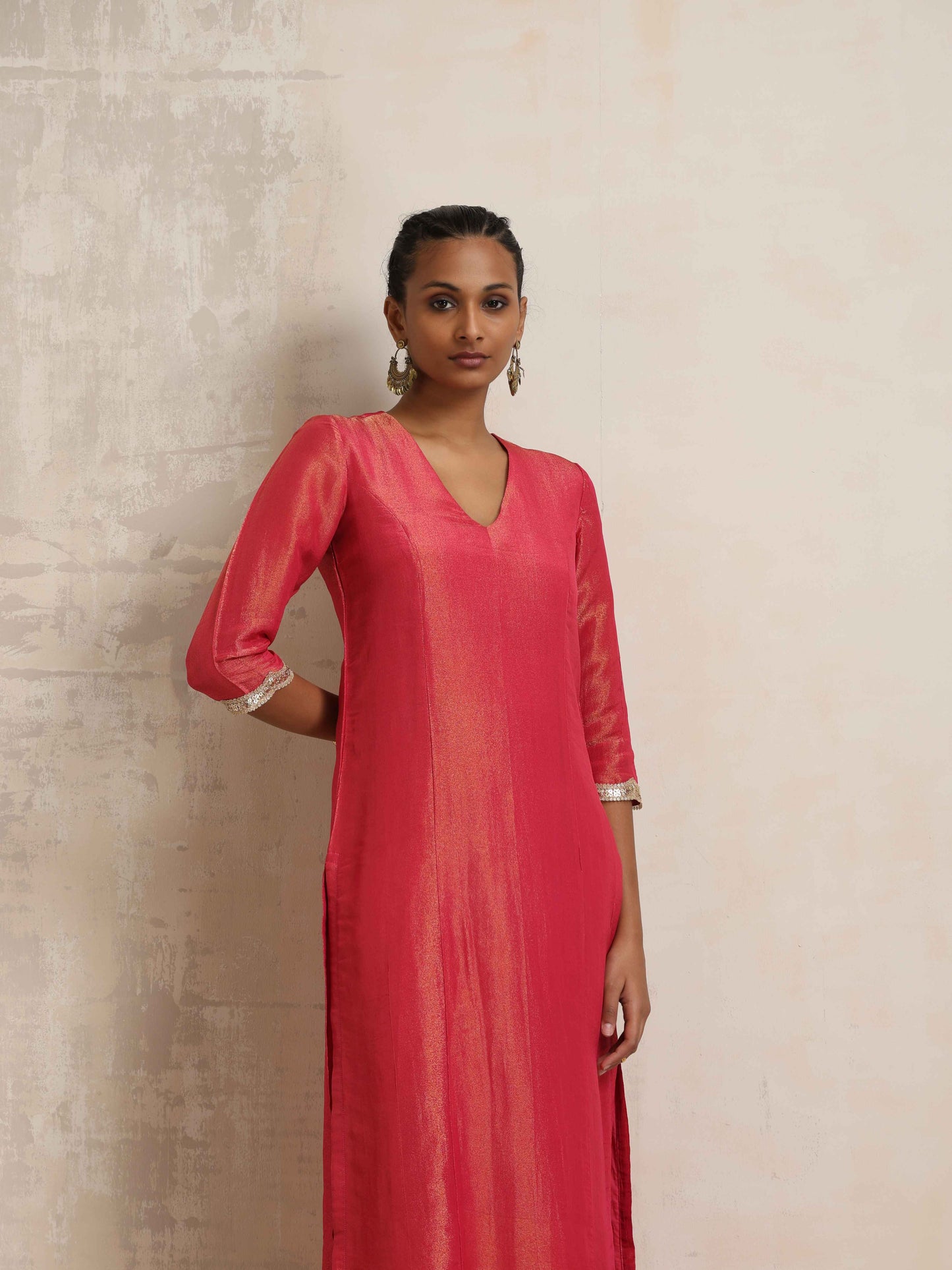 trueBrowns Hot Pink Tissue Straight Kurta Set | Swadesiicart