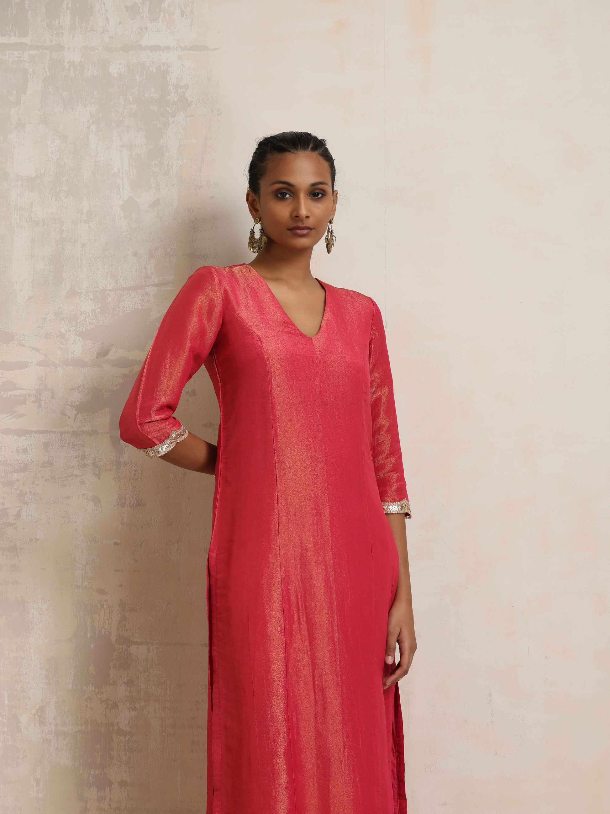trueBrowns Hot Pink Tissue Straight Kurta Set | Swadesiicart