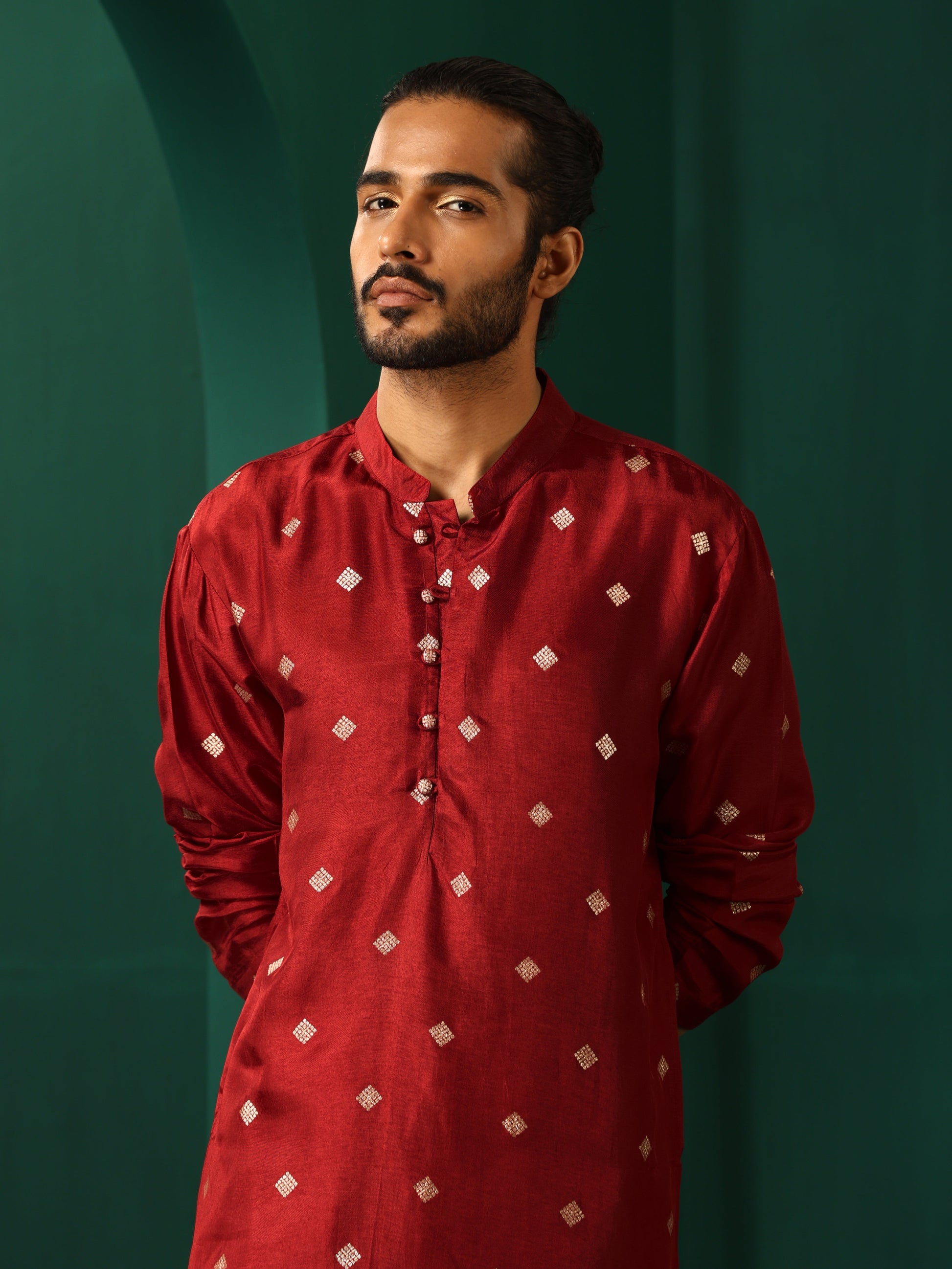 trueBrowns Men's Maroon Diamond Viscose Silk Long Kurta | Swadesiicart