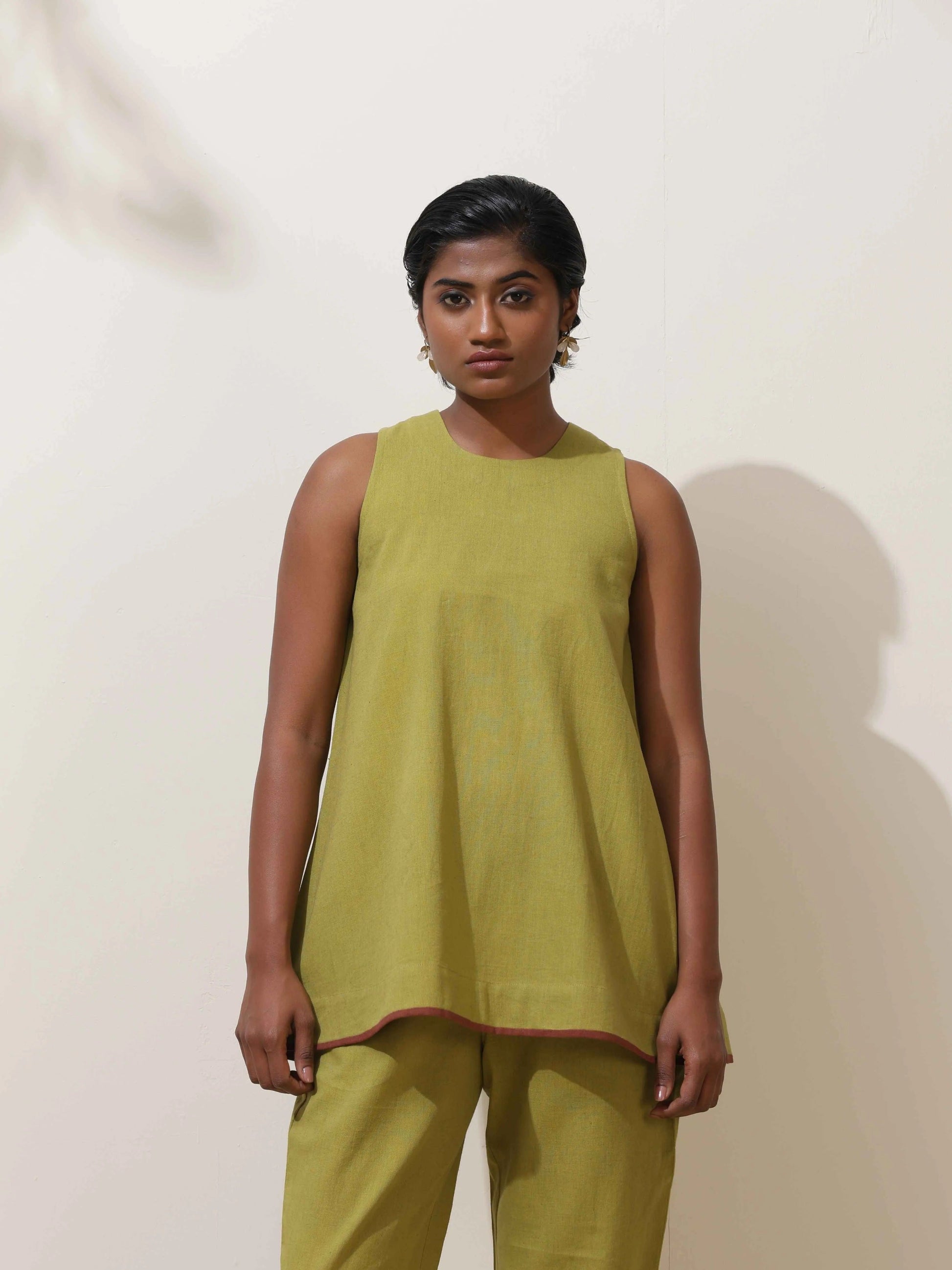 trueBrowns Pear Green Cotton Linen Co-Ord Set - Swadesiicart