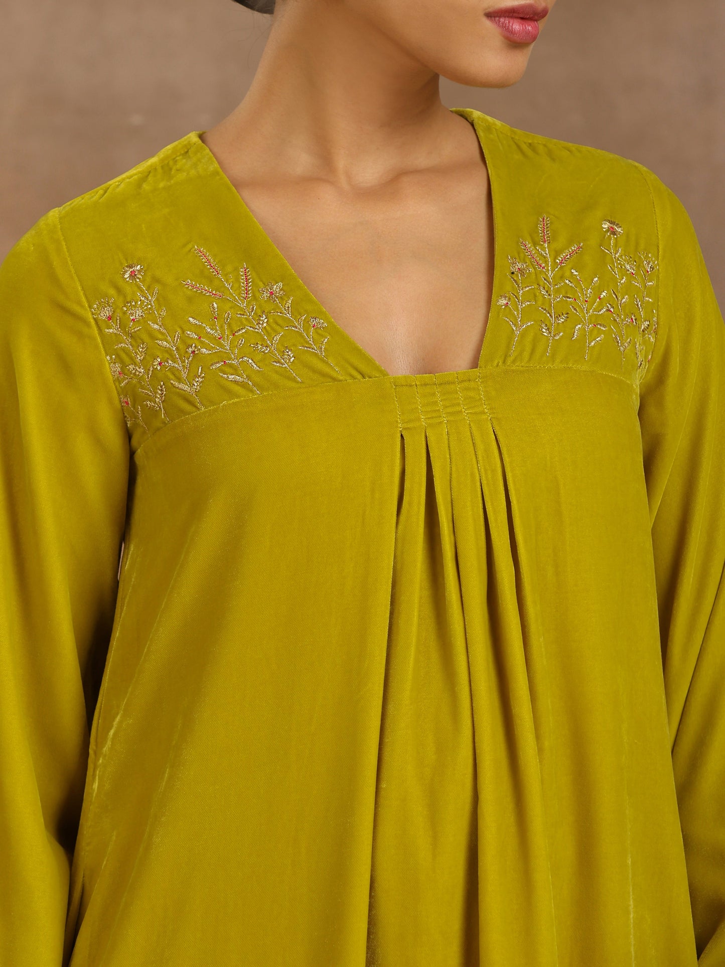 trueBrowns Lime Velvet Yoke Embroidered Kurta | Swadesiicart