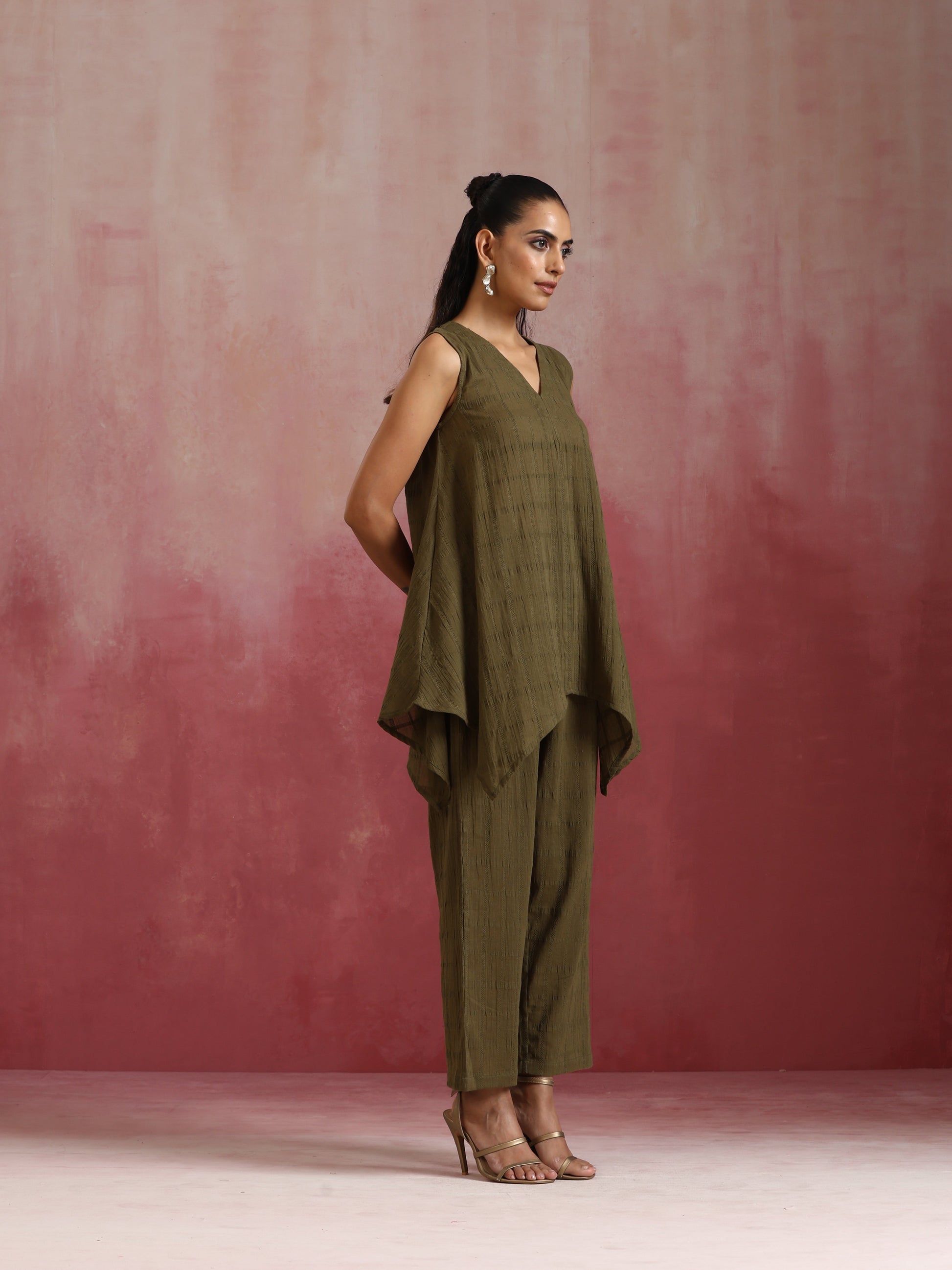trueBrowns Olive Cotton Dobby Dobby Co-ord set - Swadesiicart
