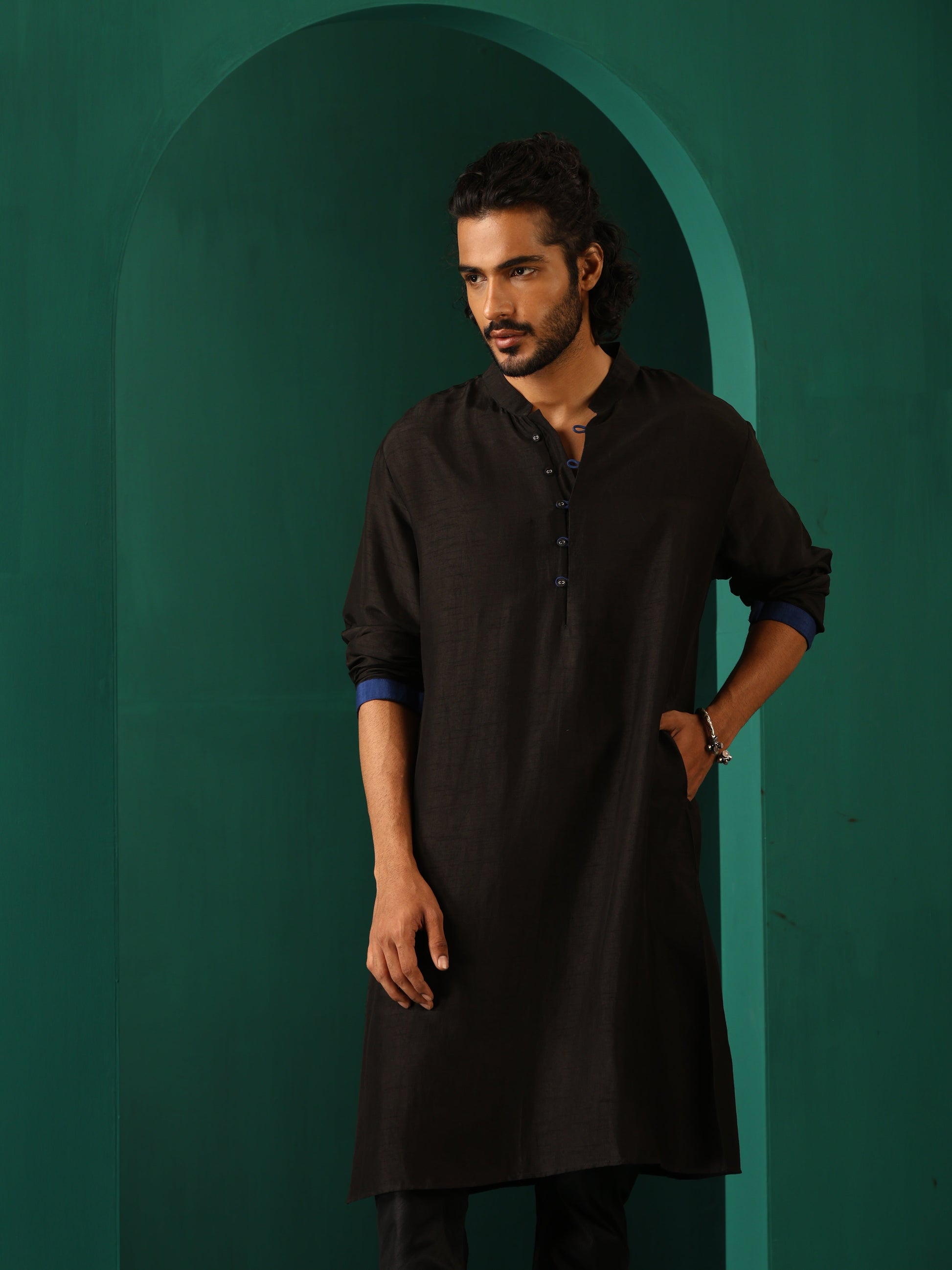 trueBrowns Men's Black Silk Long Kurta | Swadesiicart