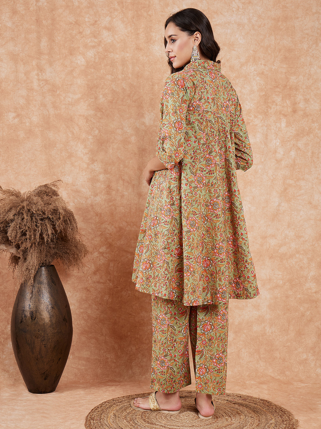 InWeave Women's Pear Green Orange Floral Print Flared Kurta Pant Set - Swadesiicart