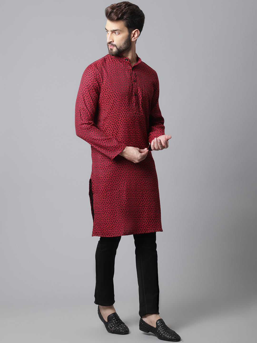 Even Apparels Maroon Solid Kurta With Band Collar | Swadesiicart