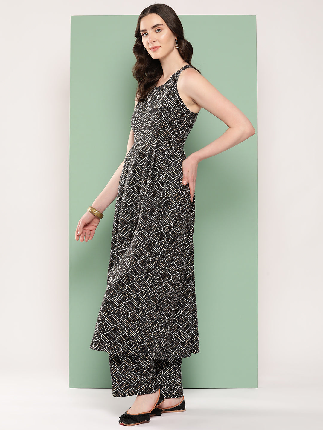 InWeave Women's Black Bandhej Print Raisa Back Detial Long Coords Set - Swadesiicart